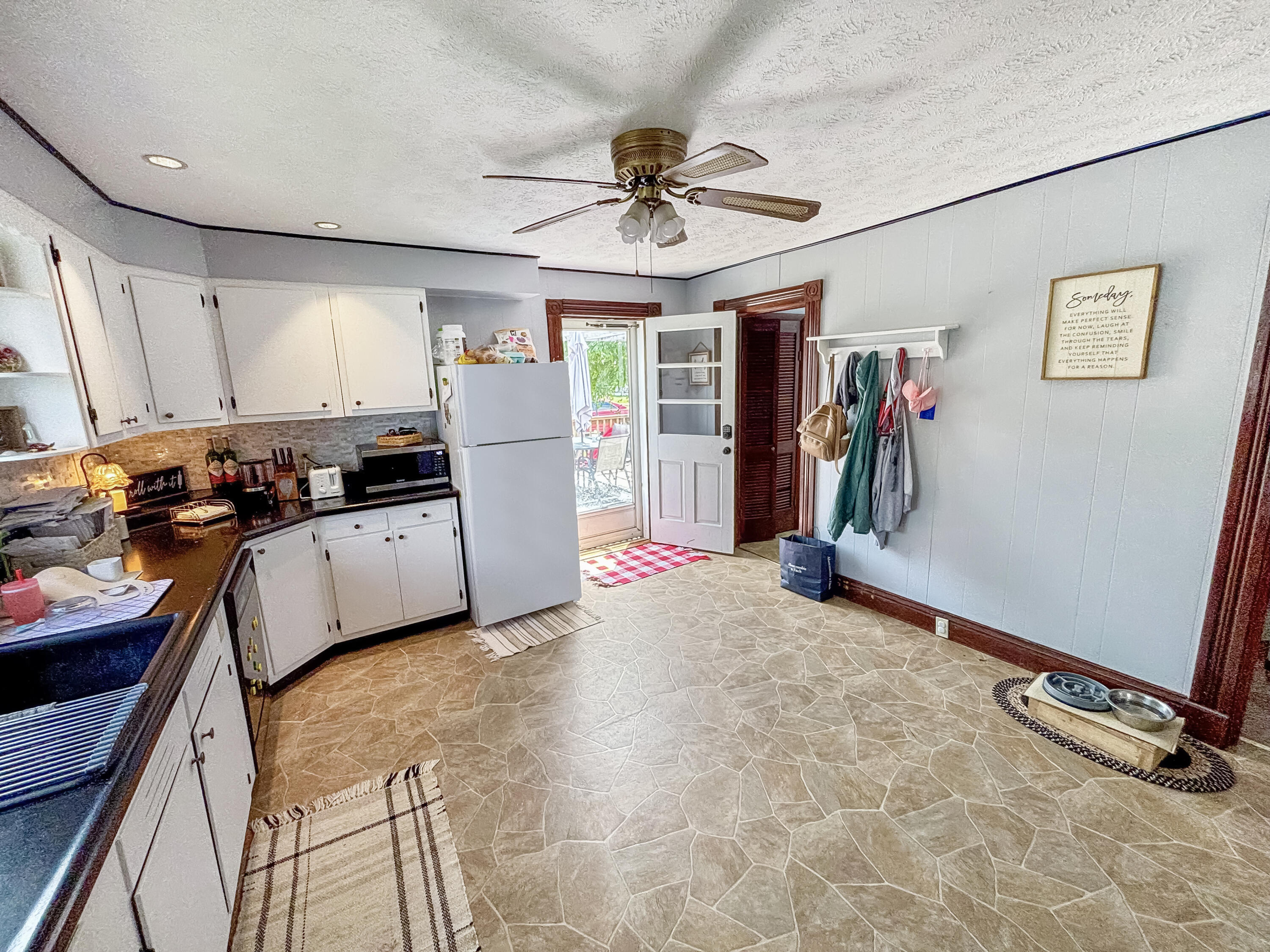 13 Main, Arcanum, Ohio 45304