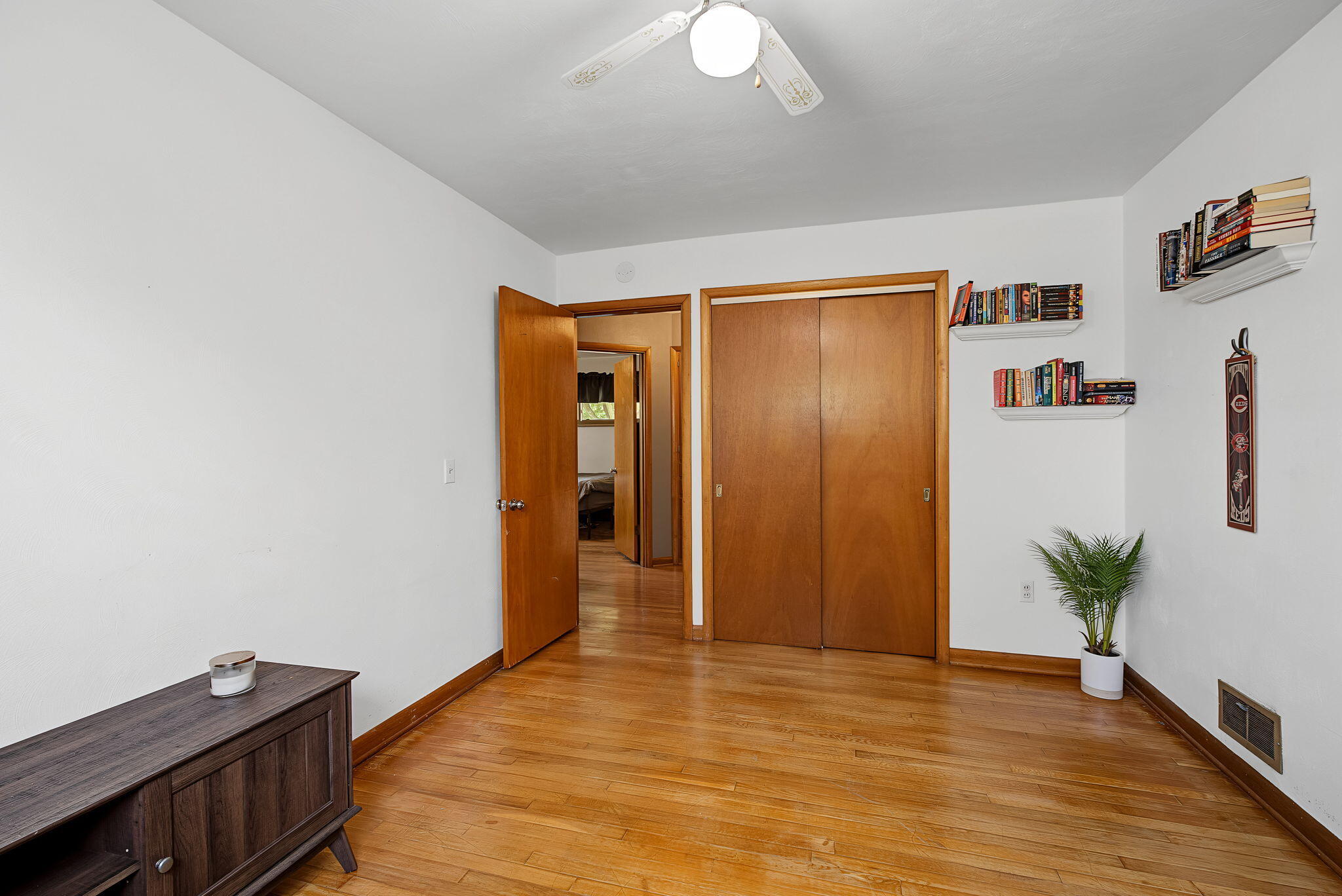 210 Broadway, Enon, Ohio 45323