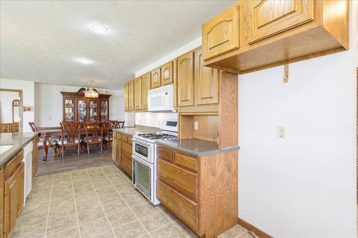 7807 Park, Russells Point, Ohio 43348