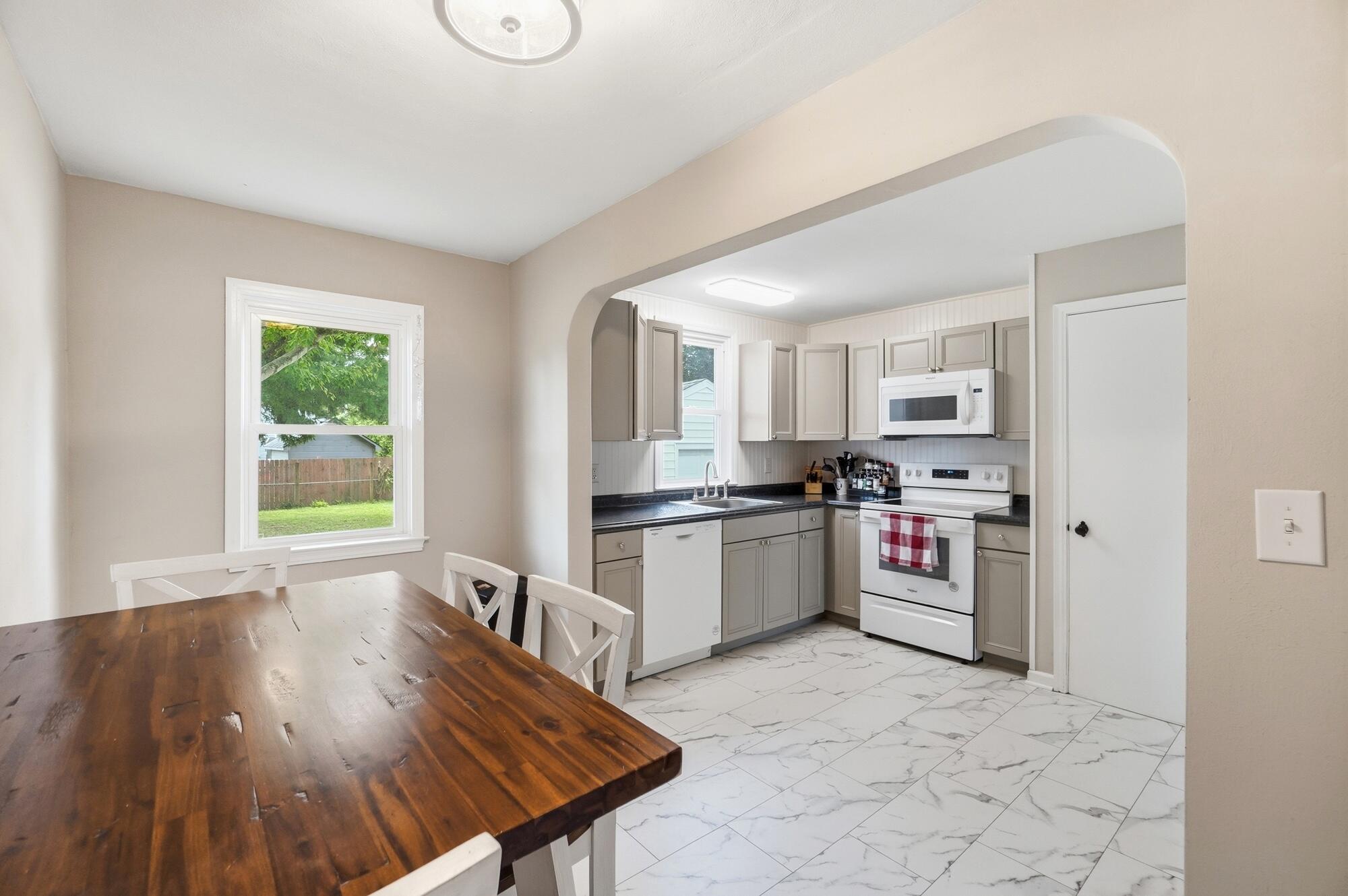 18 Fair, Medway, Ohio 45341