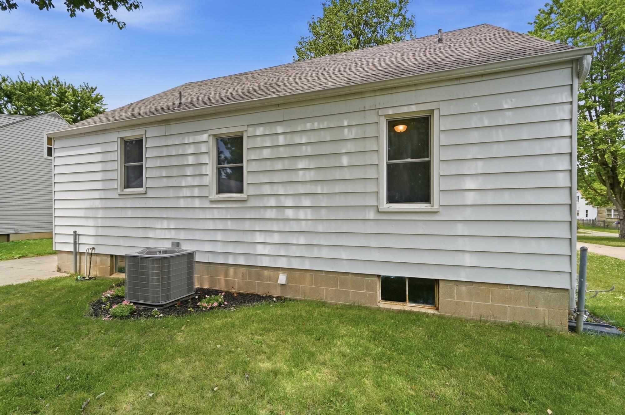 18 Fair, Medway, Ohio 45341