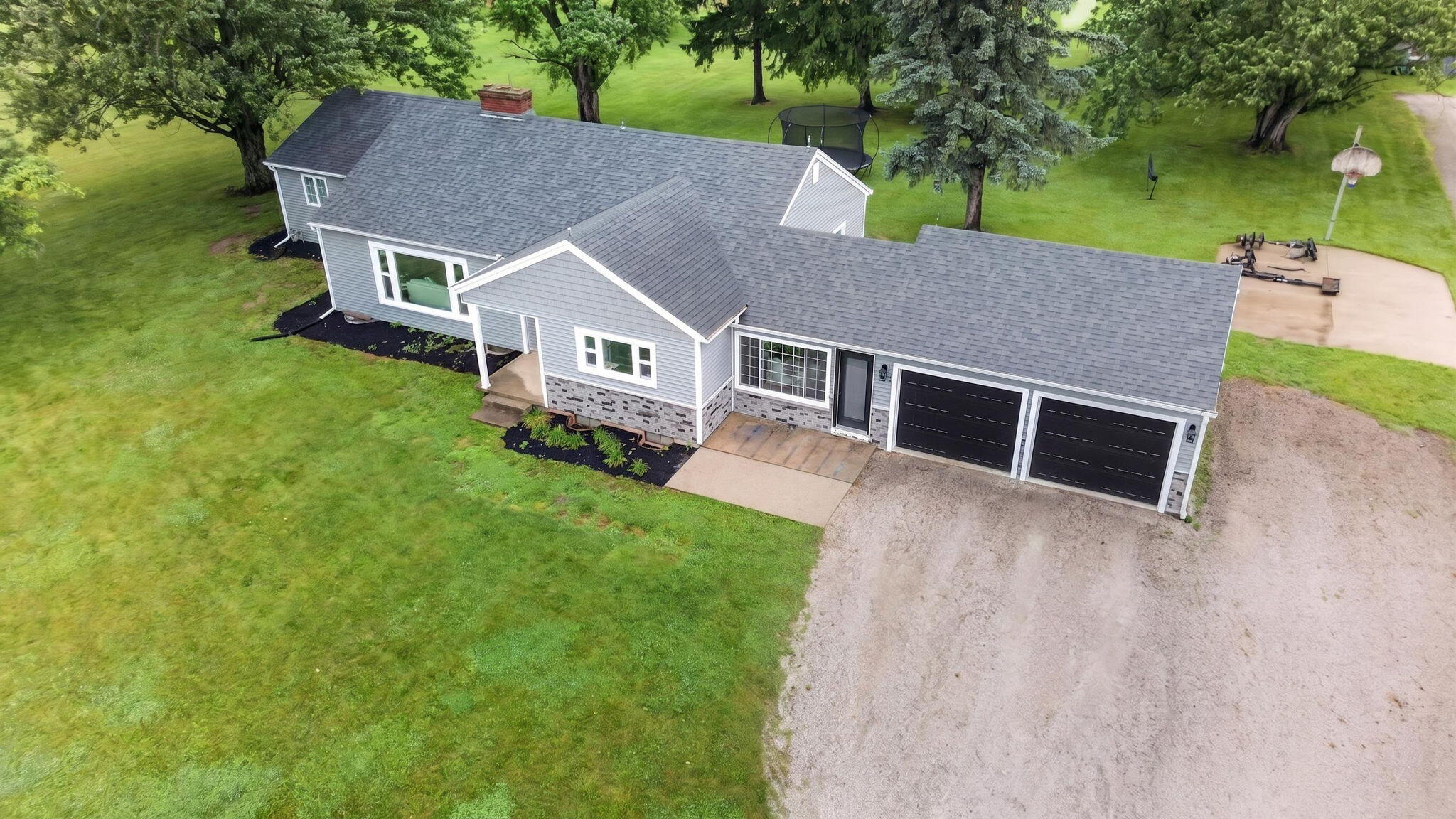 17143 Co Rd 25A, Wapakoneta, Ohio 45895