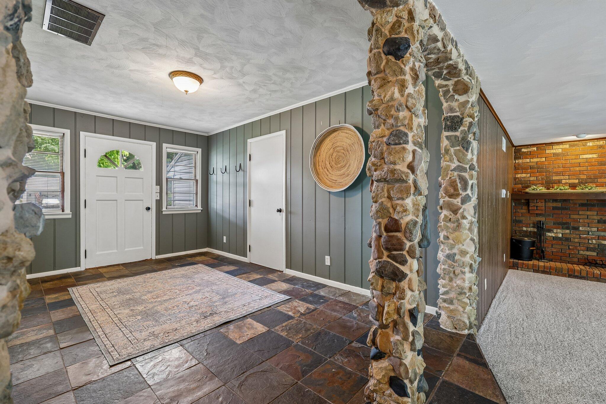 102 Palm, Greenville, Ohio 45331