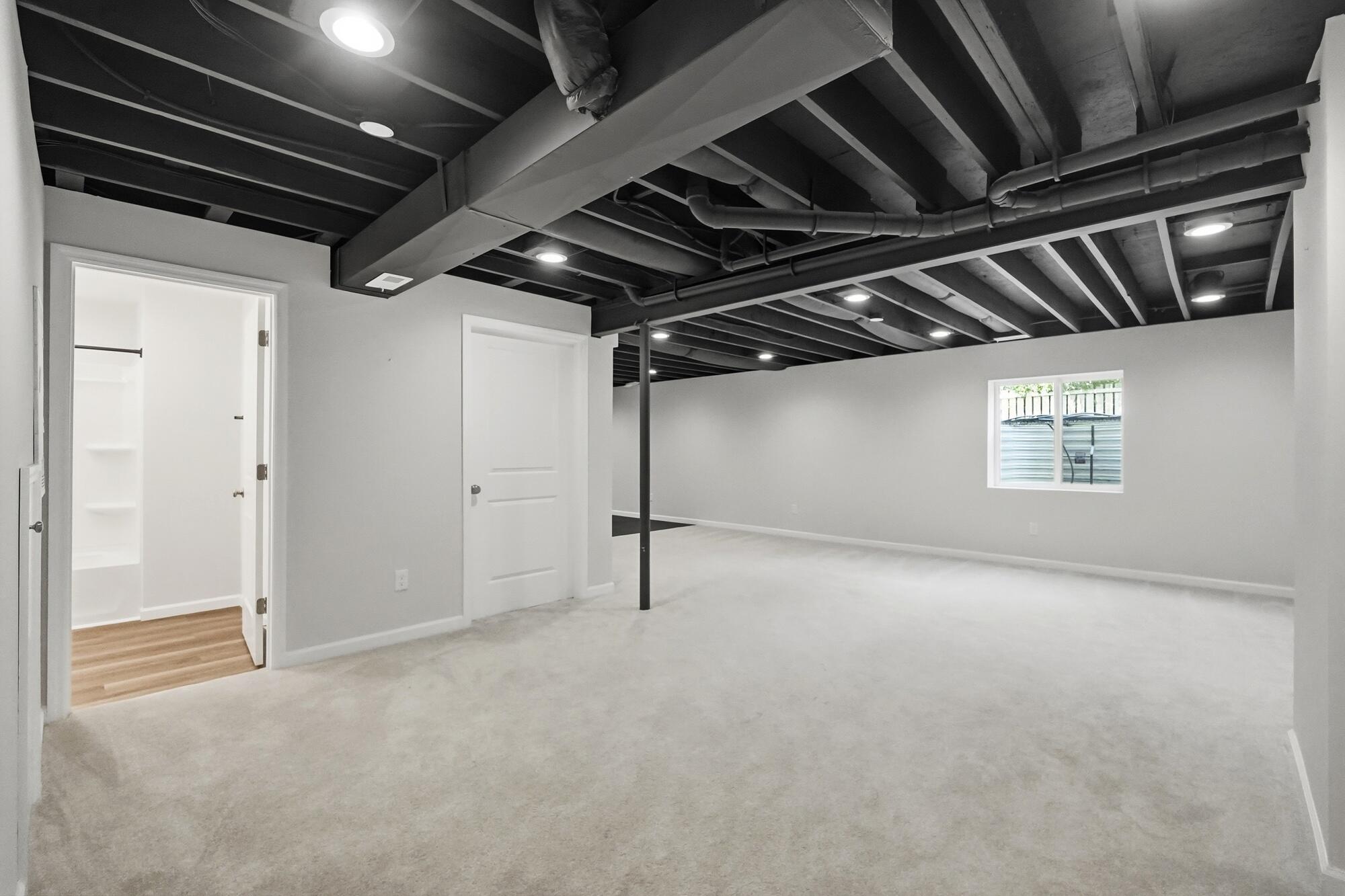 187 Chesapeake, Springfield, Ohio 45505