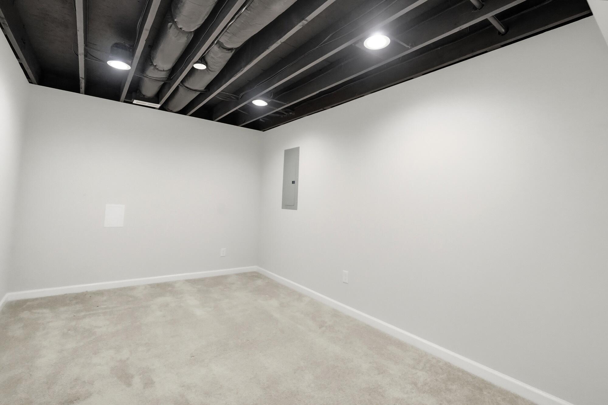 187 Chesapeake, Springfield, Ohio 45505