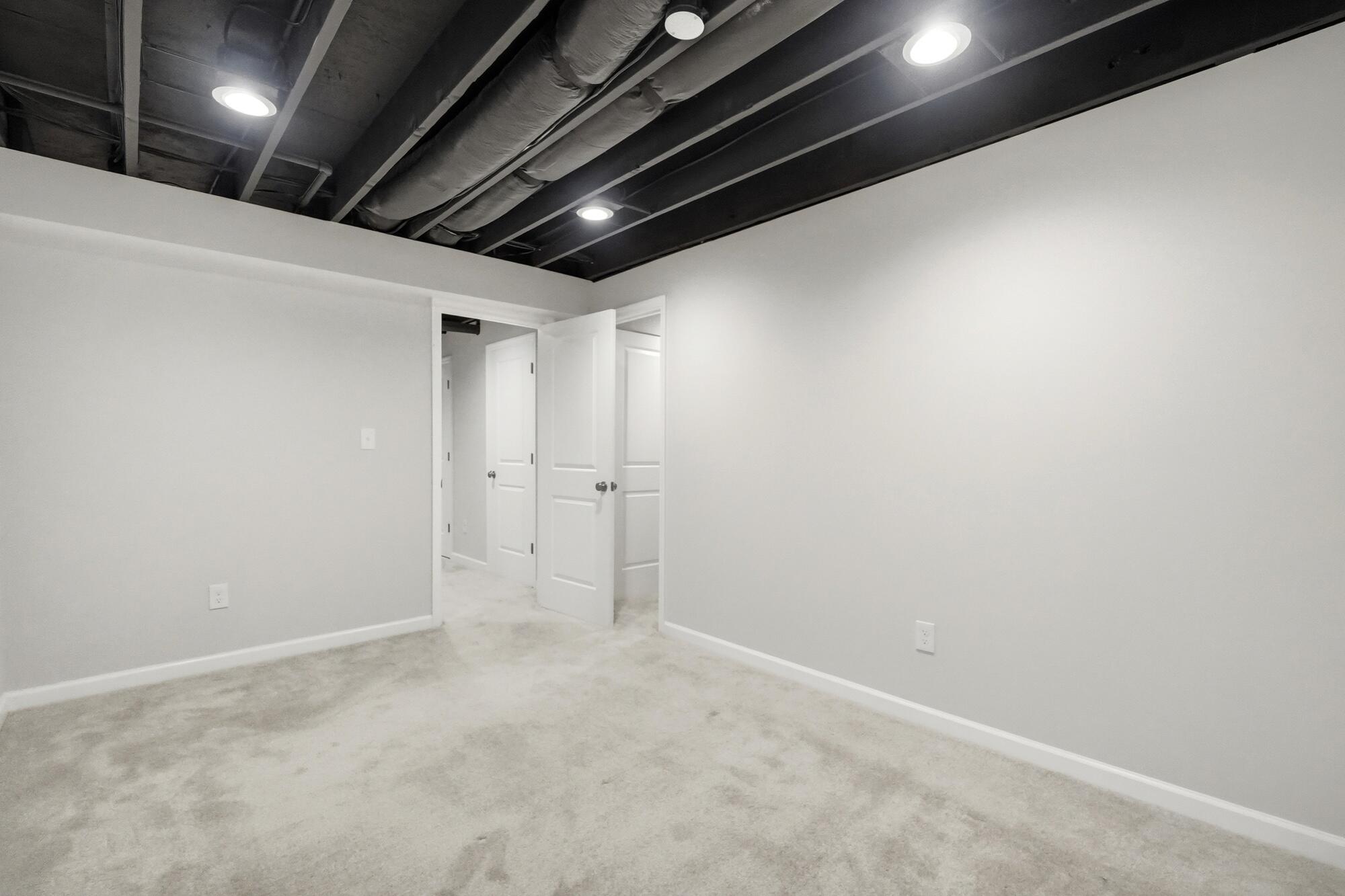 187 Chesapeake, Springfield, Ohio 45505