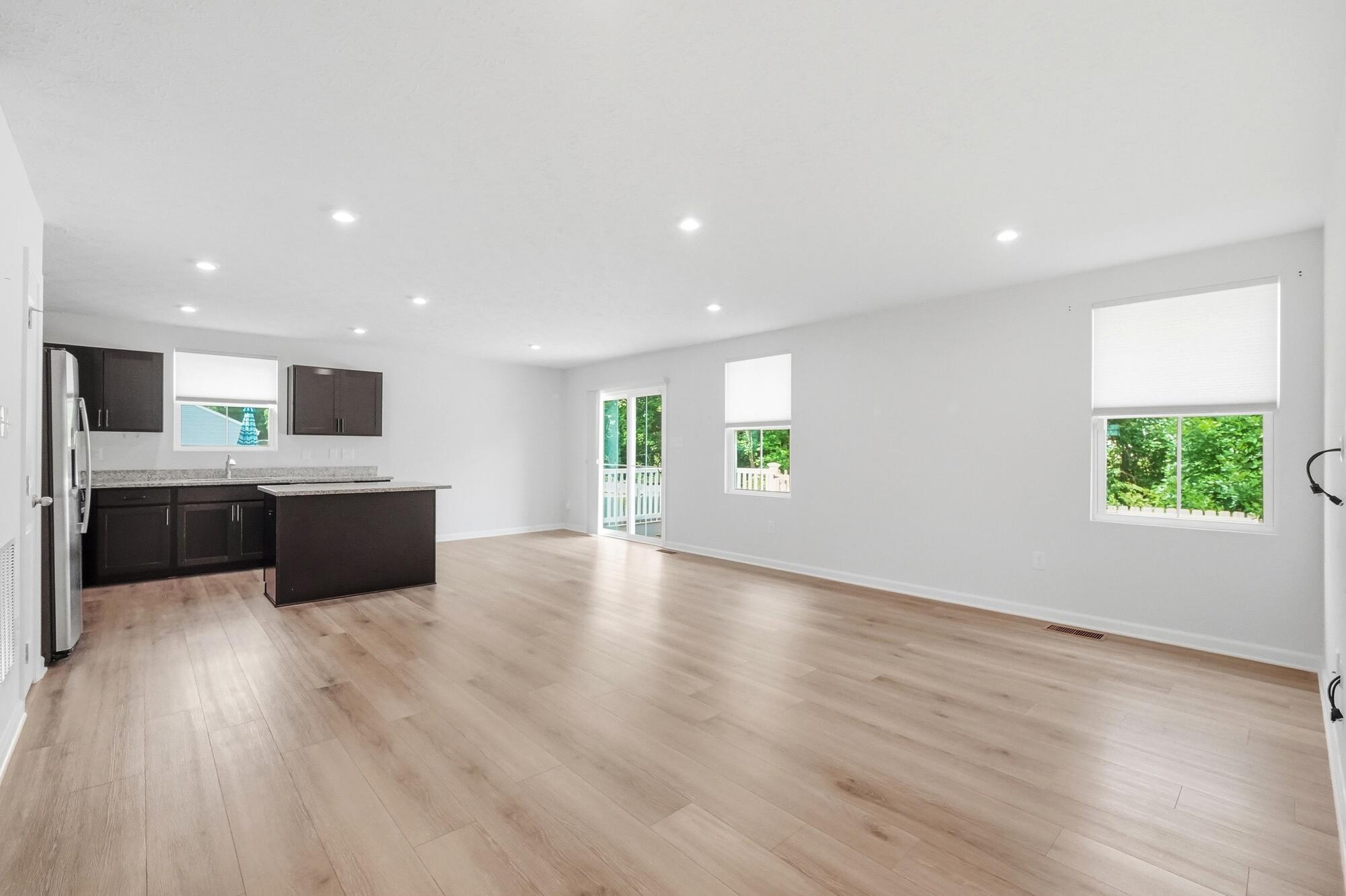 187 Chesapeake, Springfield, Ohio 45505