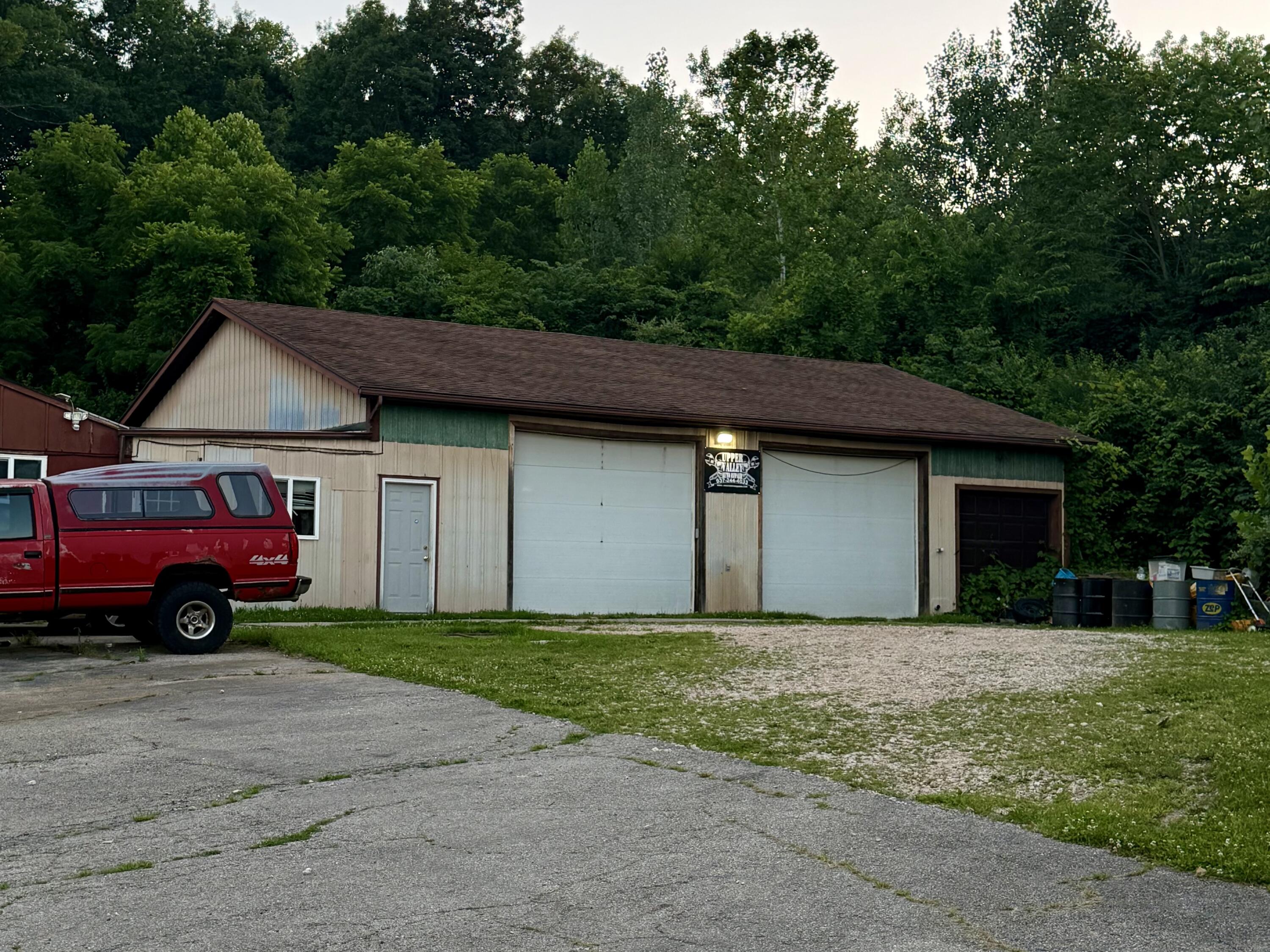 925 Upper Valley, Springfield, Ohio 45504