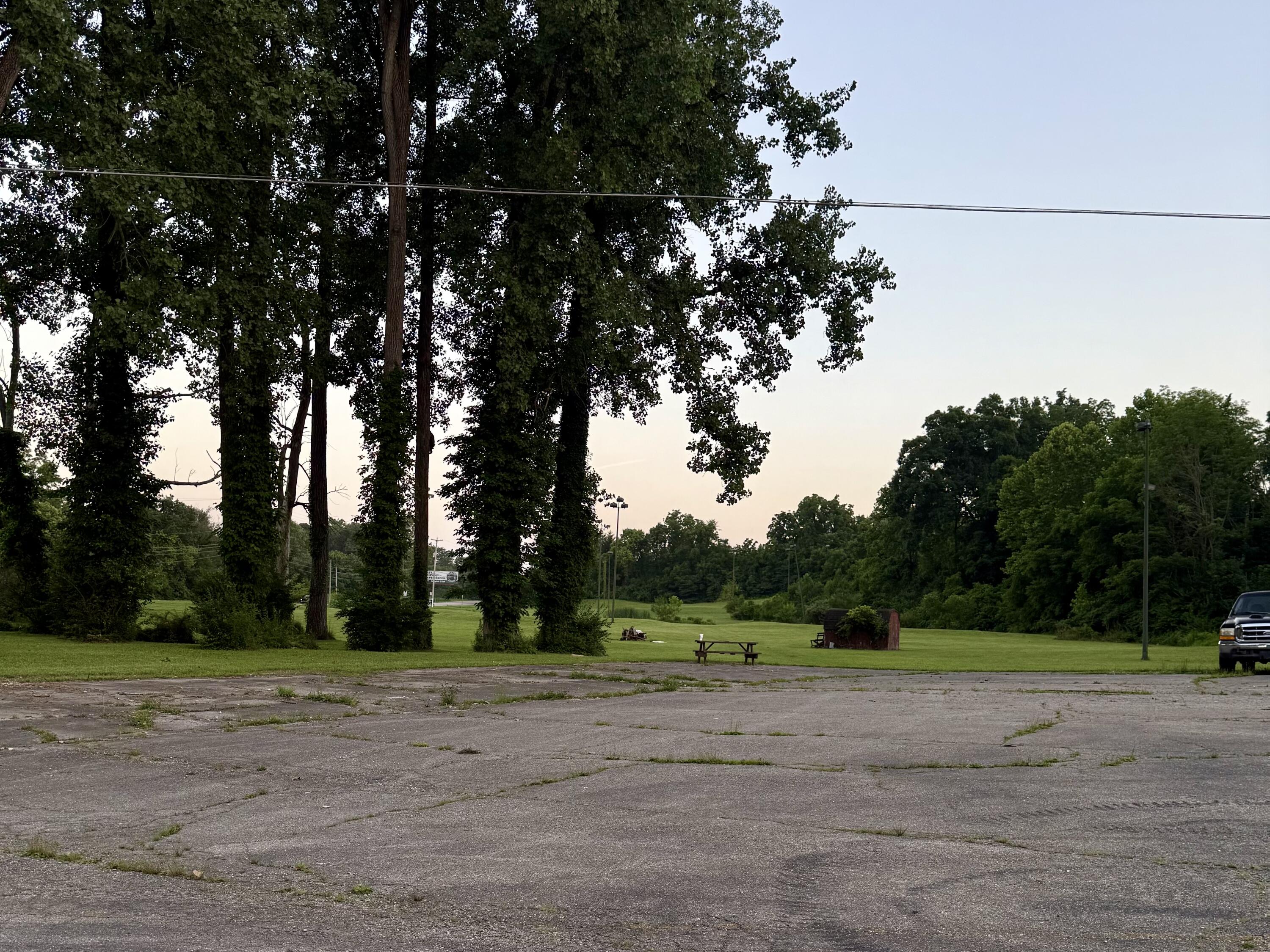 925 Upper Valley, Springfield, Ohio 45504