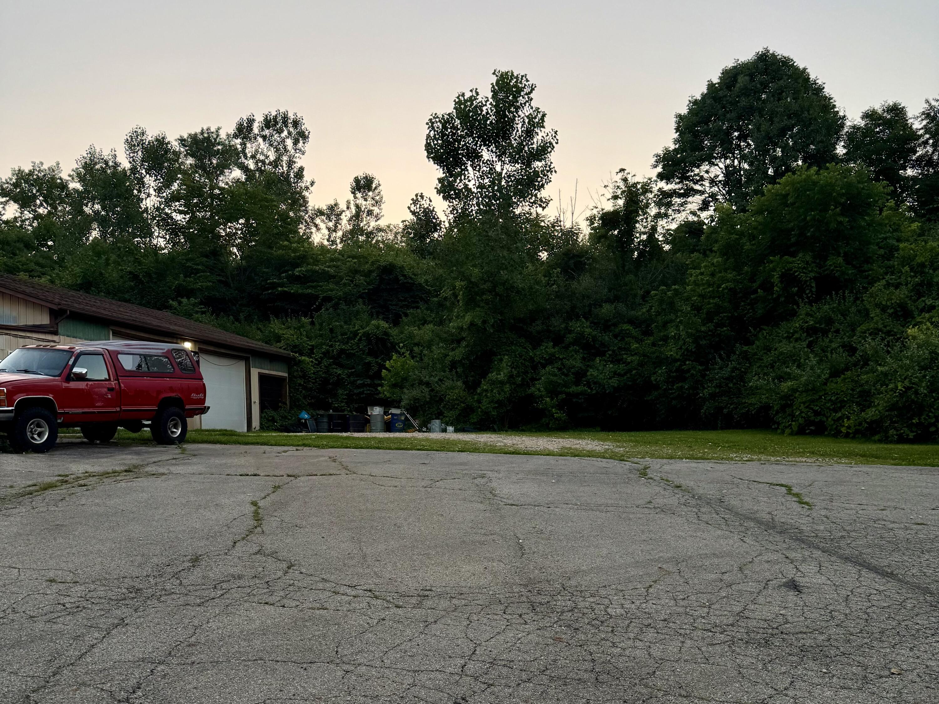 925 Upper Valley, Springfield, Ohio 45504