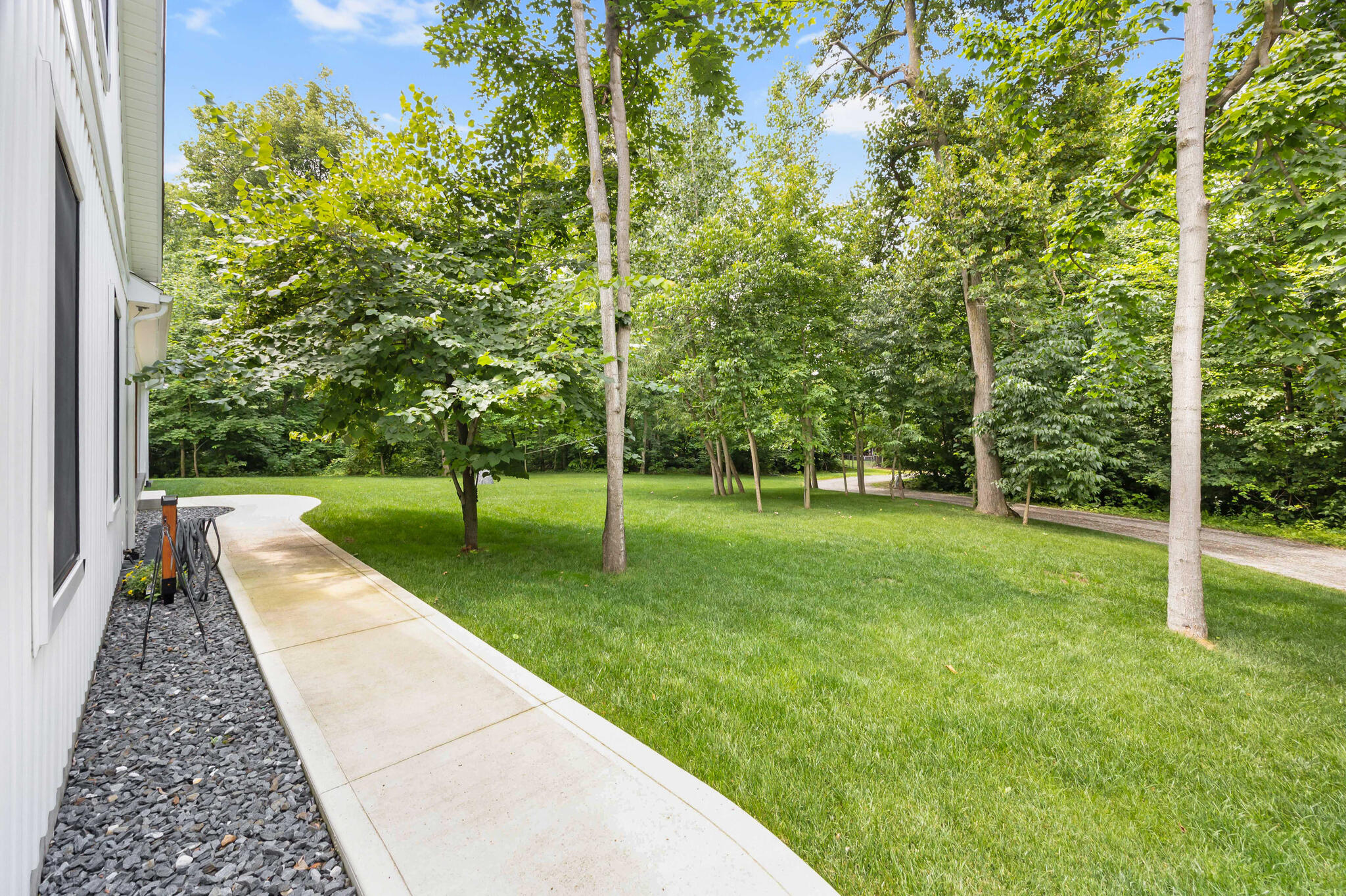 9925 Seneca, Huntsville, Ohio 43324