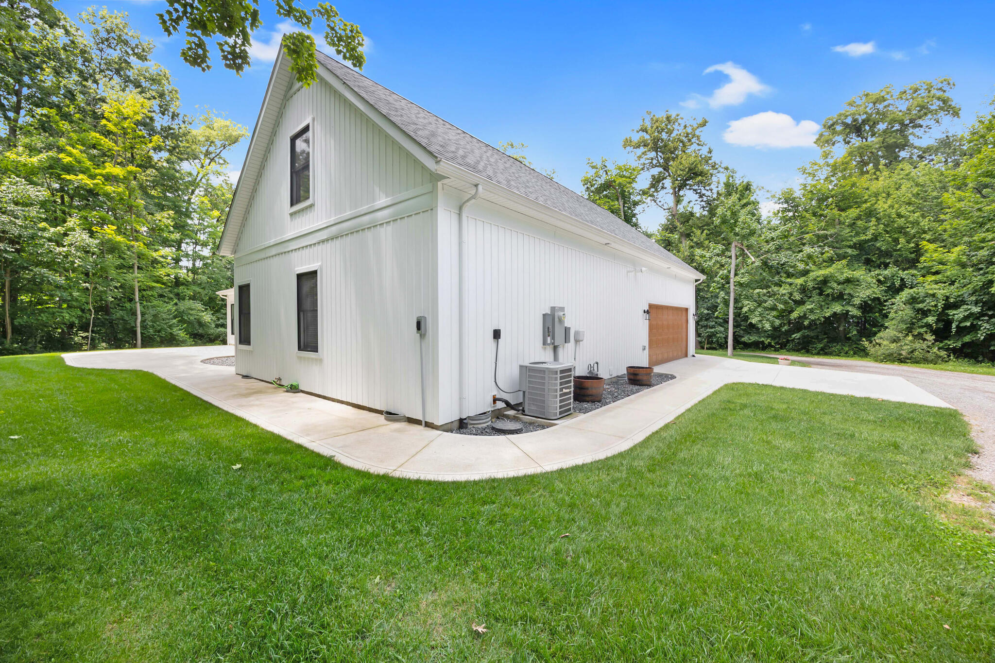 9925 Seneca, Huntsville, Ohio 43324