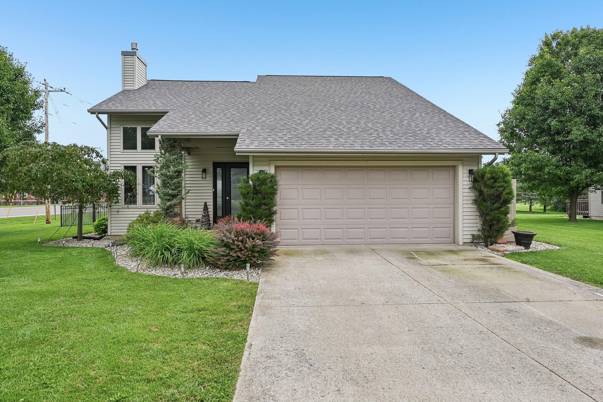 1627 Briarwood, West Liberty, Ohio 43357