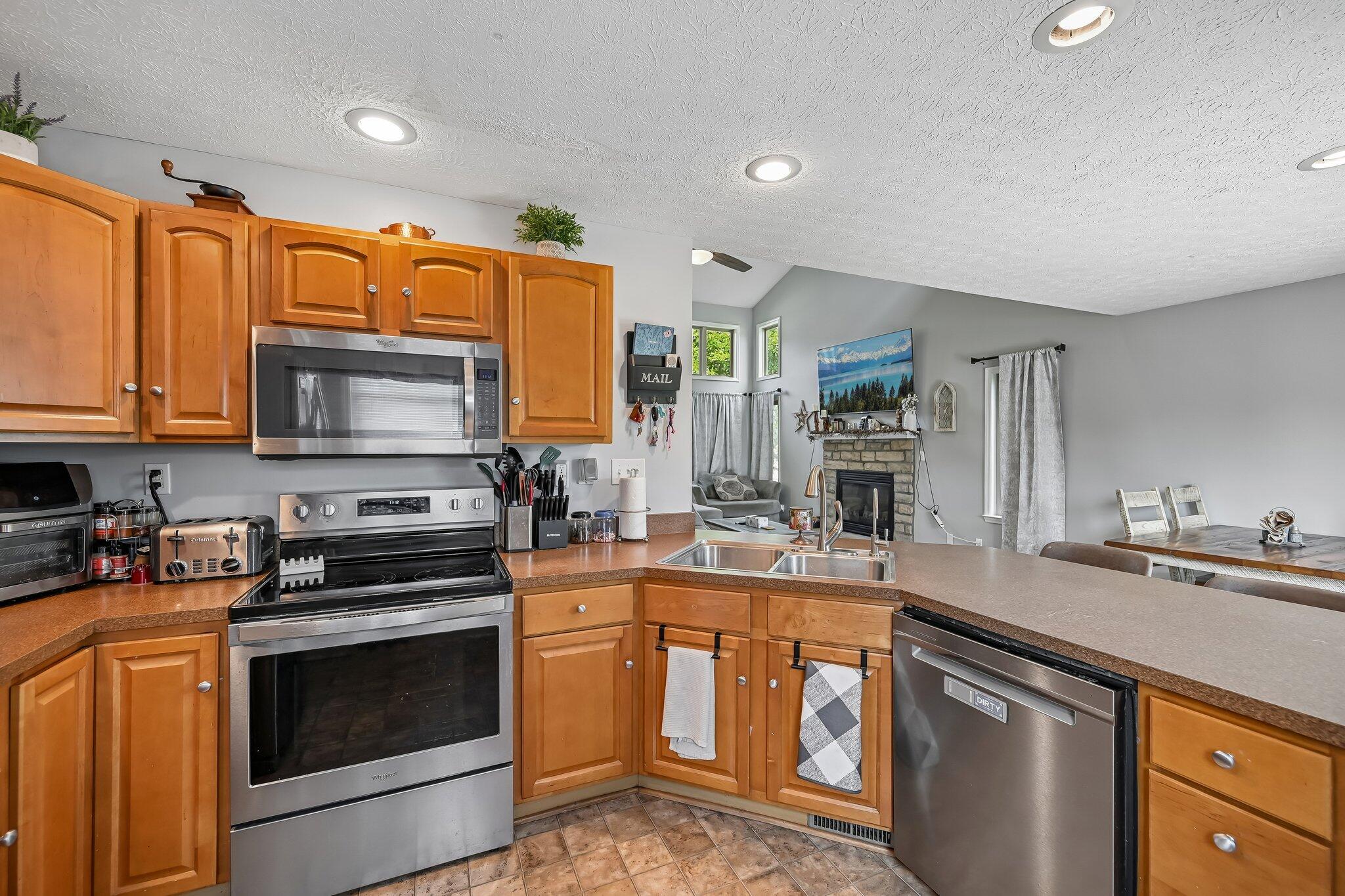 1627 Briarwood, West Liberty, Ohio 43357