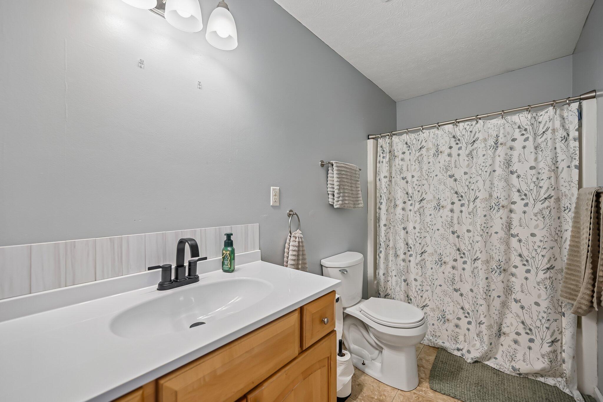1627 Briarwood, West Liberty, Ohio 43357