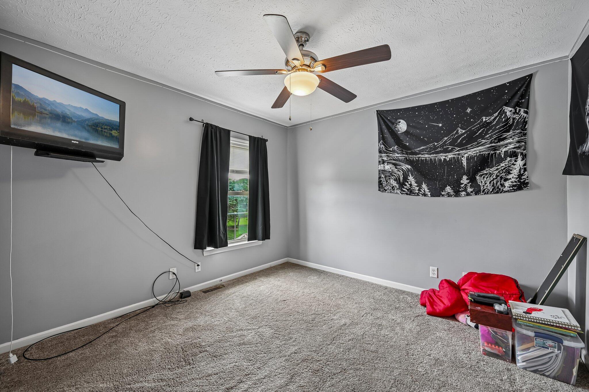 1627 Briarwood, West Liberty, Ohio 43357