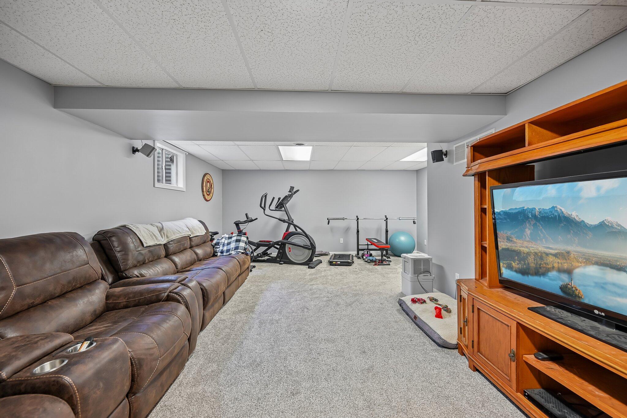 1627 Briarwood, West Liberty, Ohio 43357