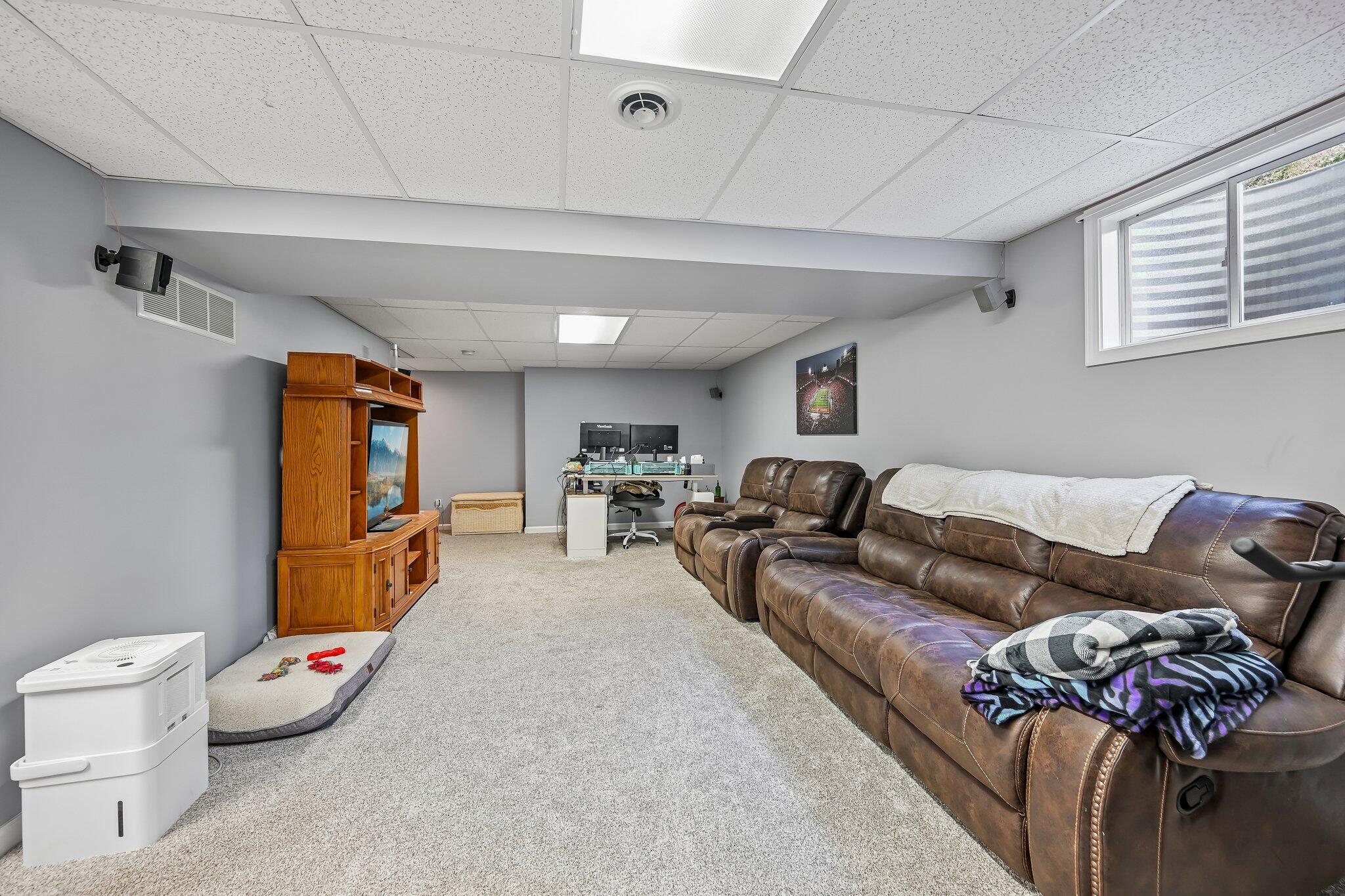 1627 Briarwood, West Liberty, Ohio 43357