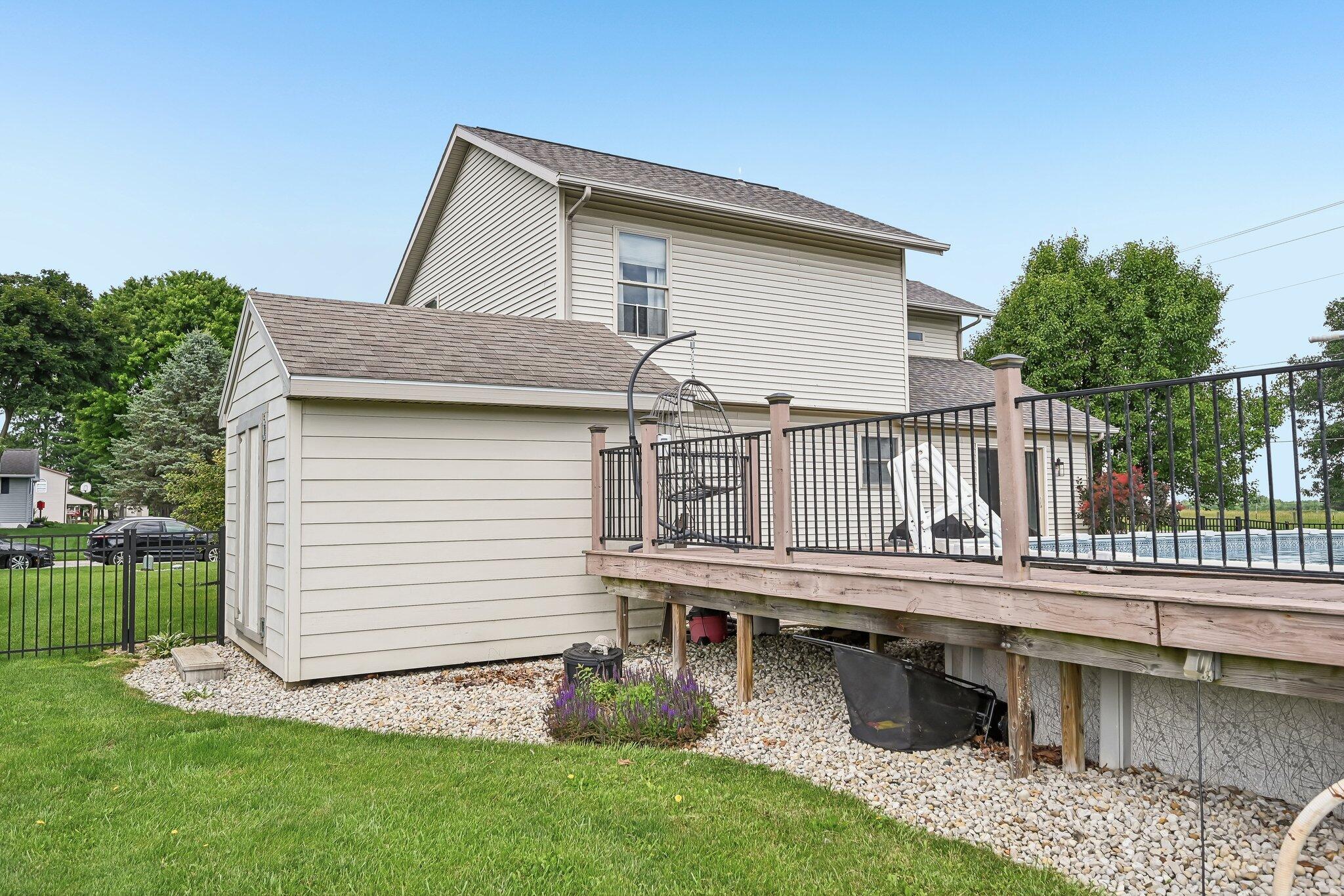 1627 Briarwood, West Liberty, Ohio 43357
