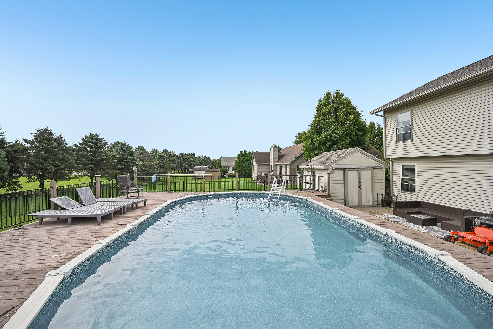 1627 Briarwood, West Liberty, Ohio 43357