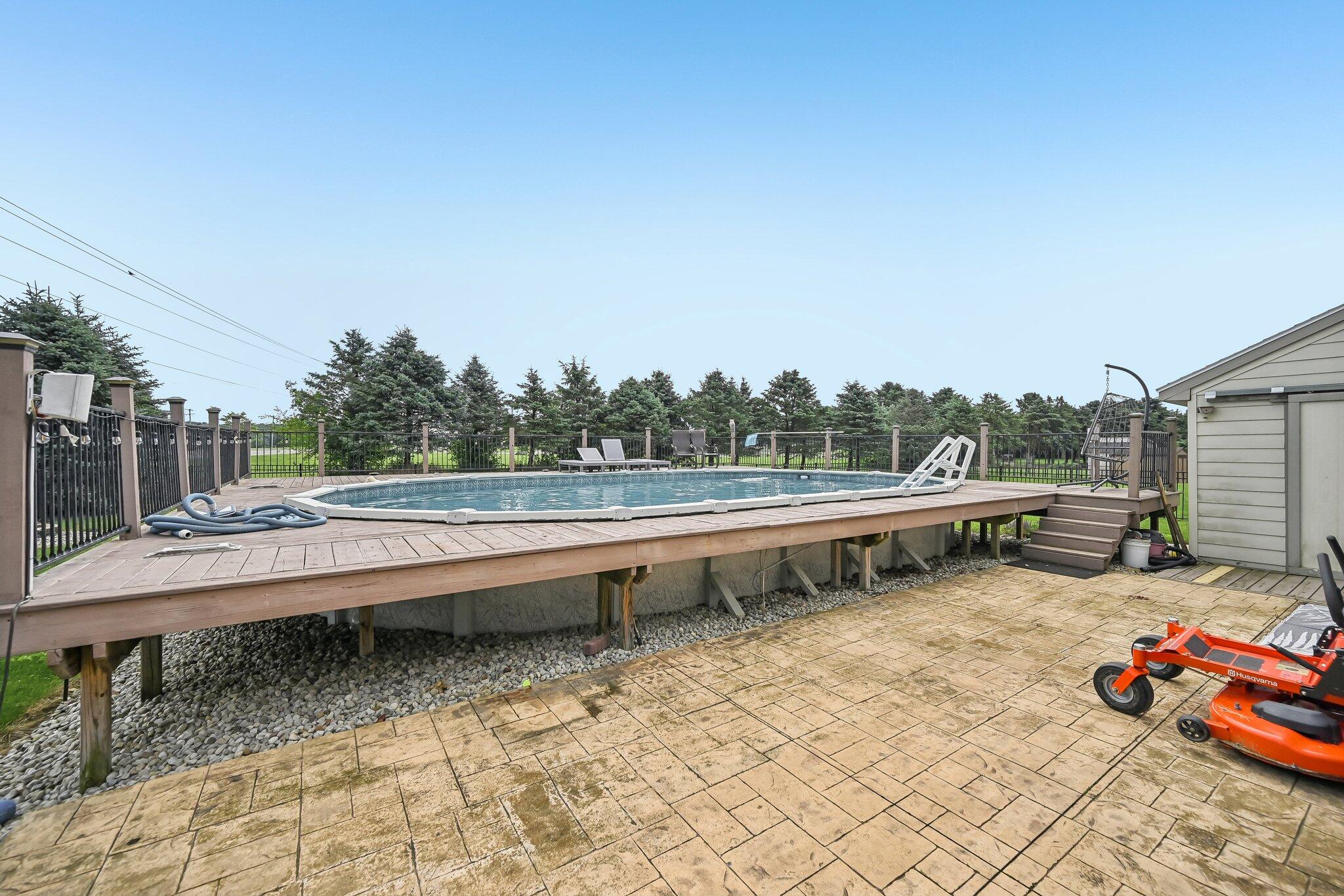1627 Briarwood, West Liberty, Ohio 43357