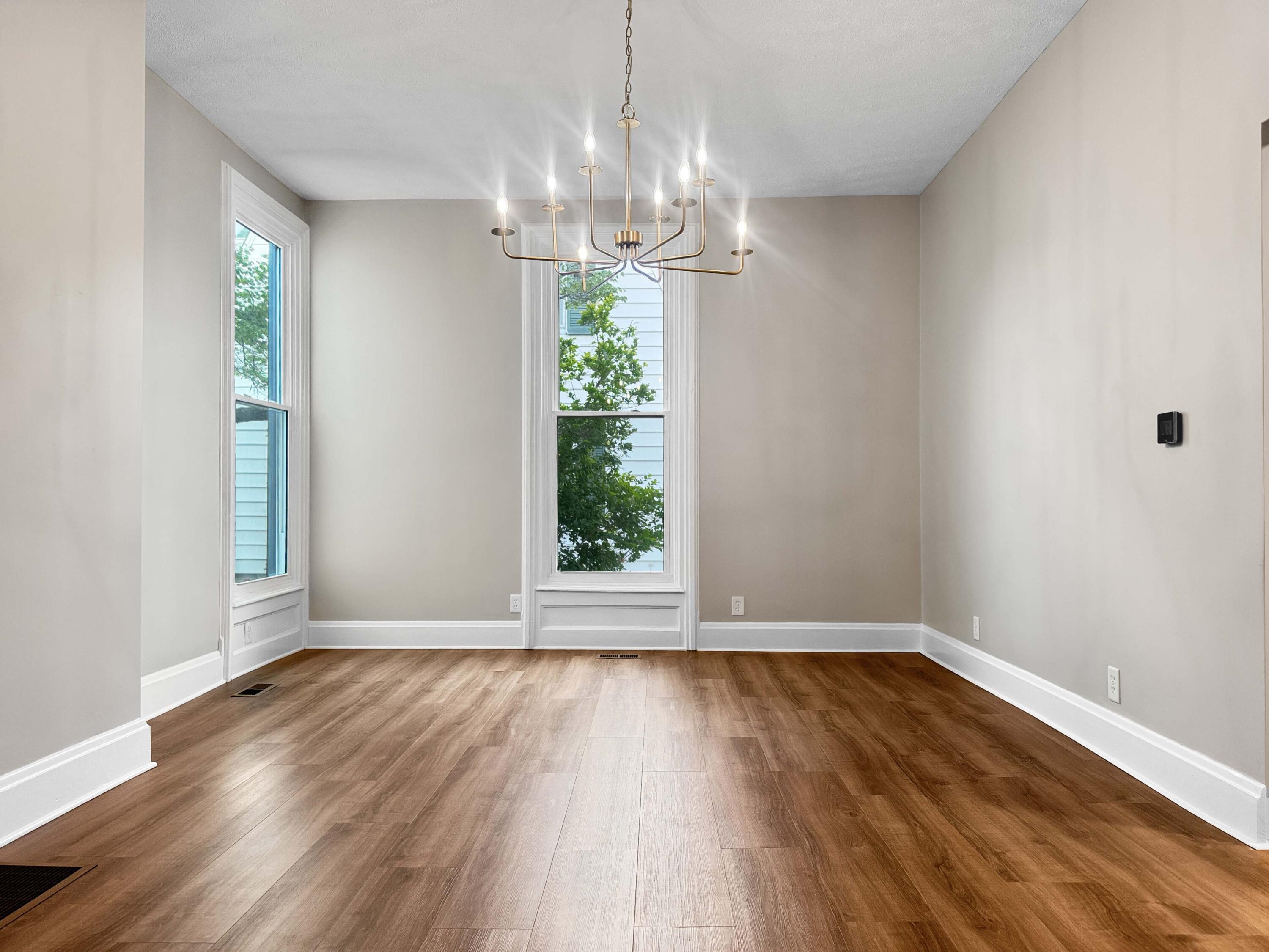 218 Main, Mechanicsburg, Ohio 43044