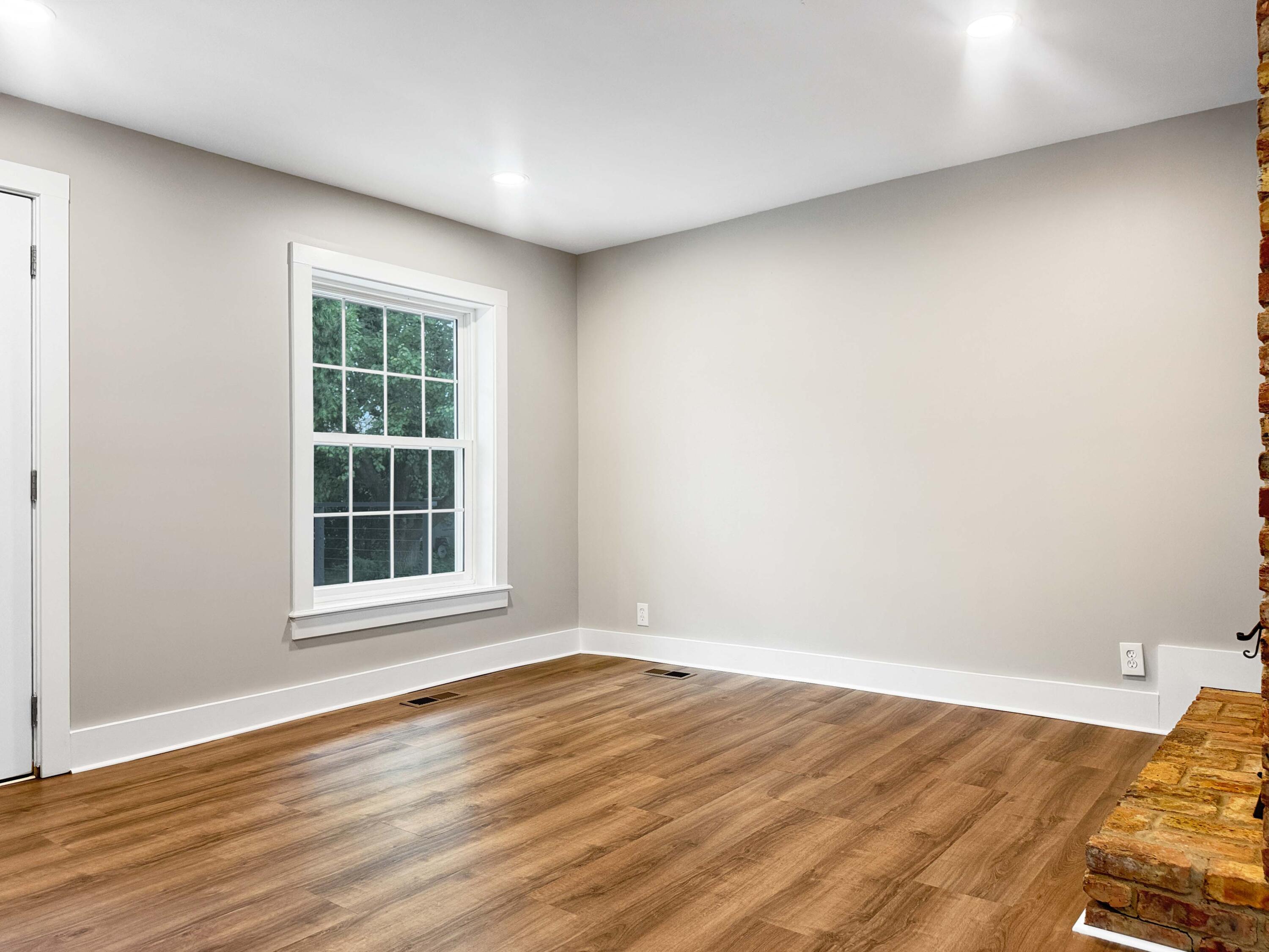218 Main, Mechanicsburg, Ohio 43044