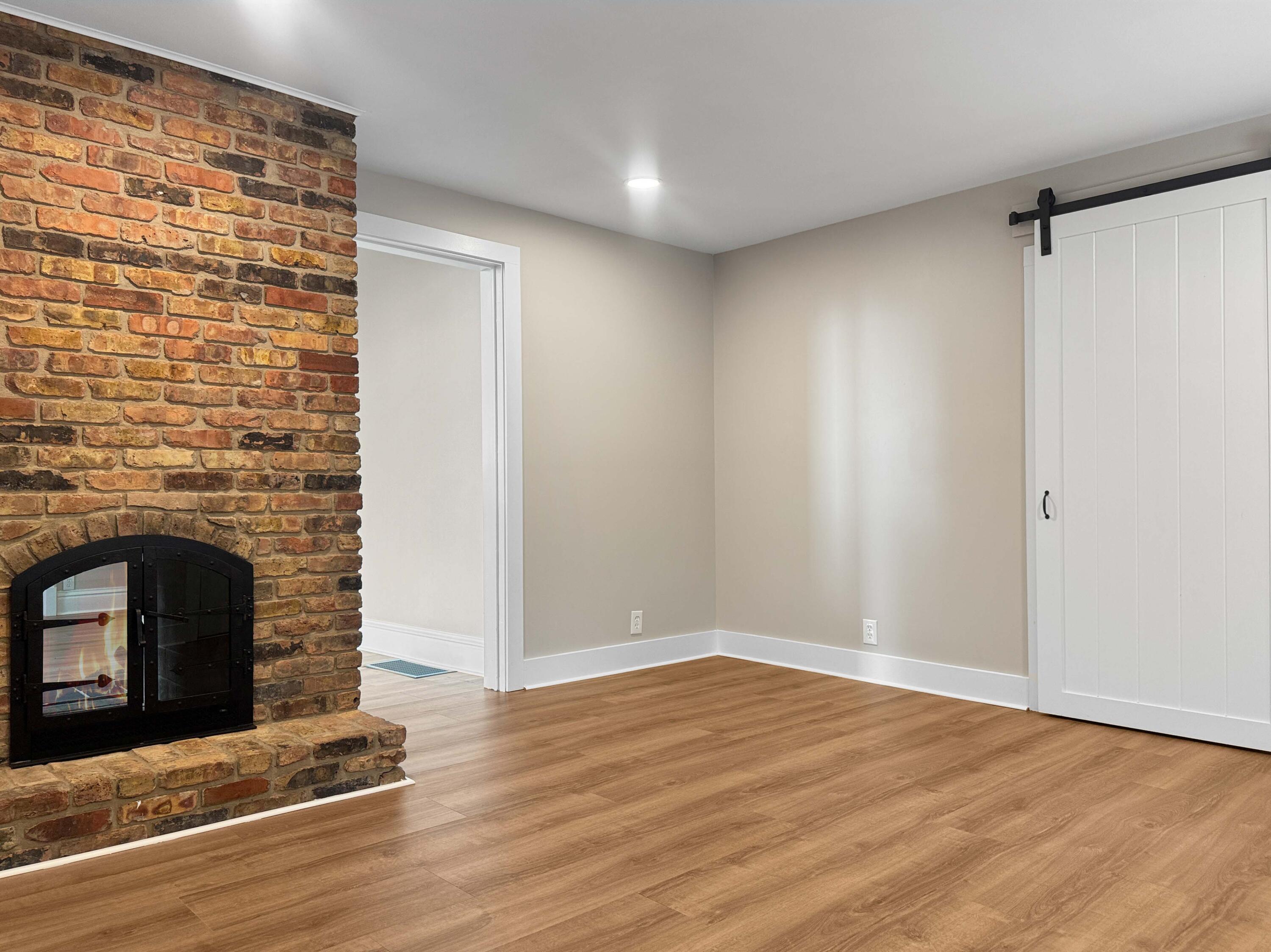 218 Main, Mechanicsburg, Ohio 43044
