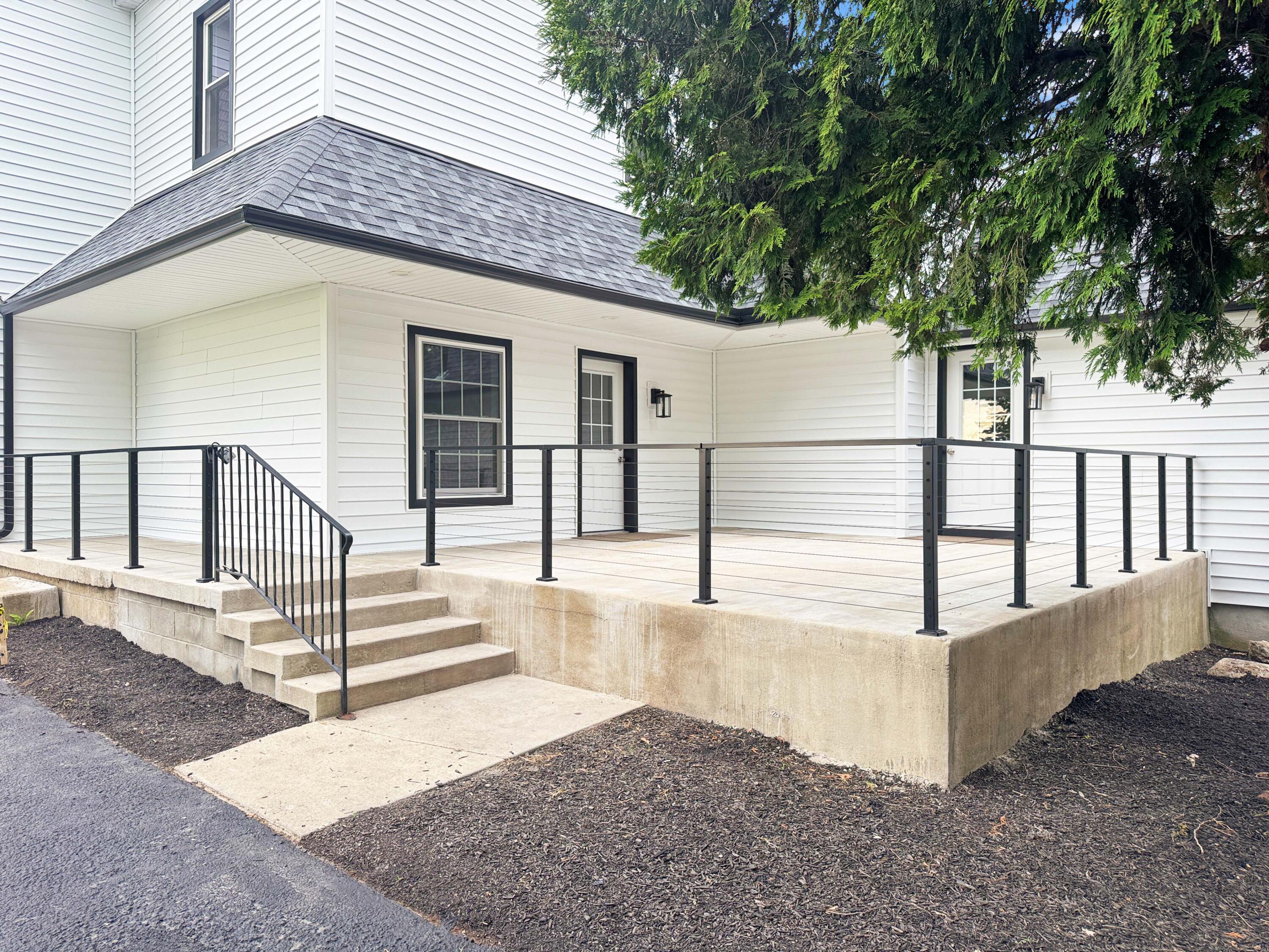 218 Main, Mechanicsburg, Ohio 43044