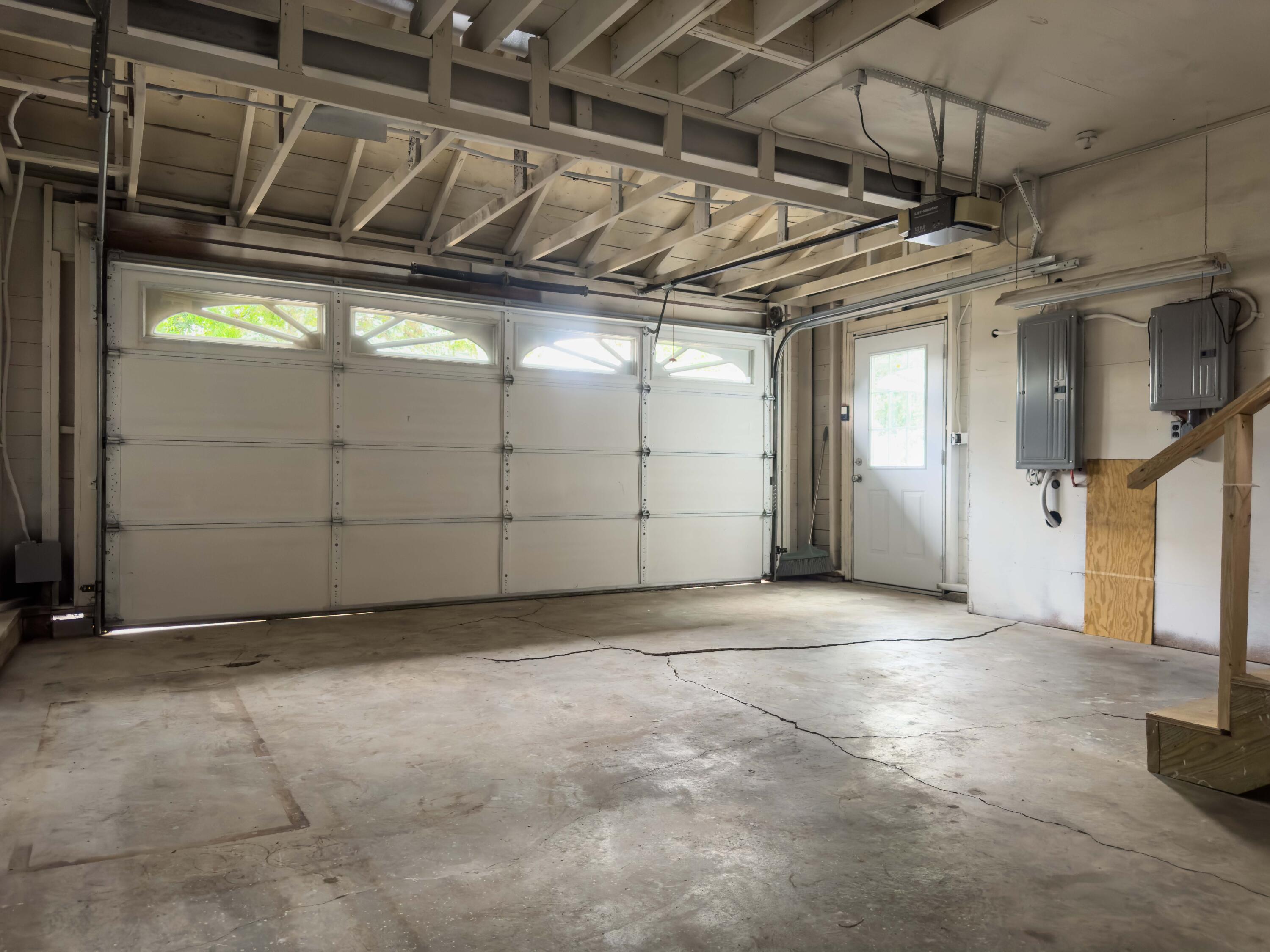 218 Main, Mechanicsburg, Ohio 43044