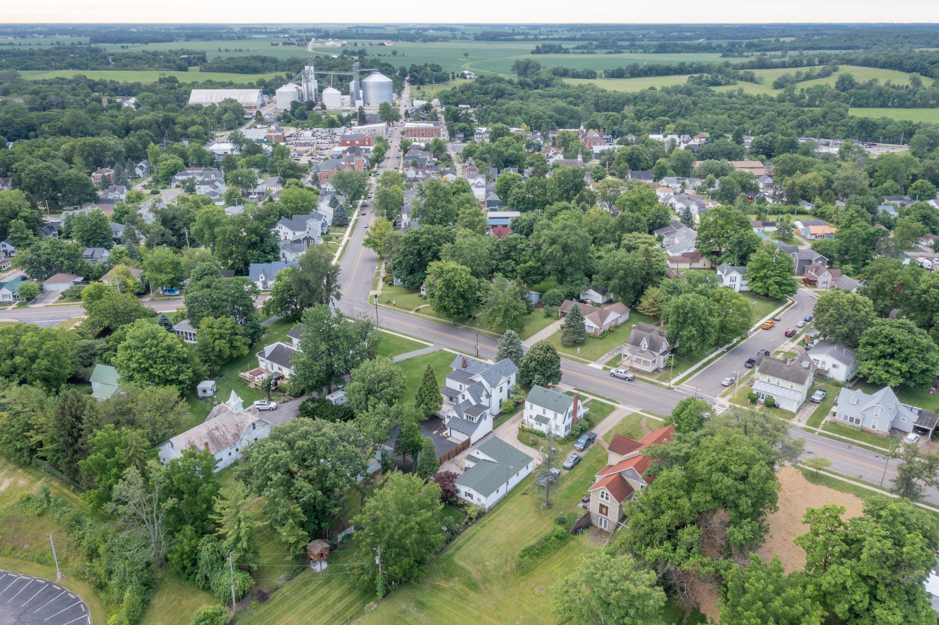218 Main, Mechanicsburg, Ohio 43044
