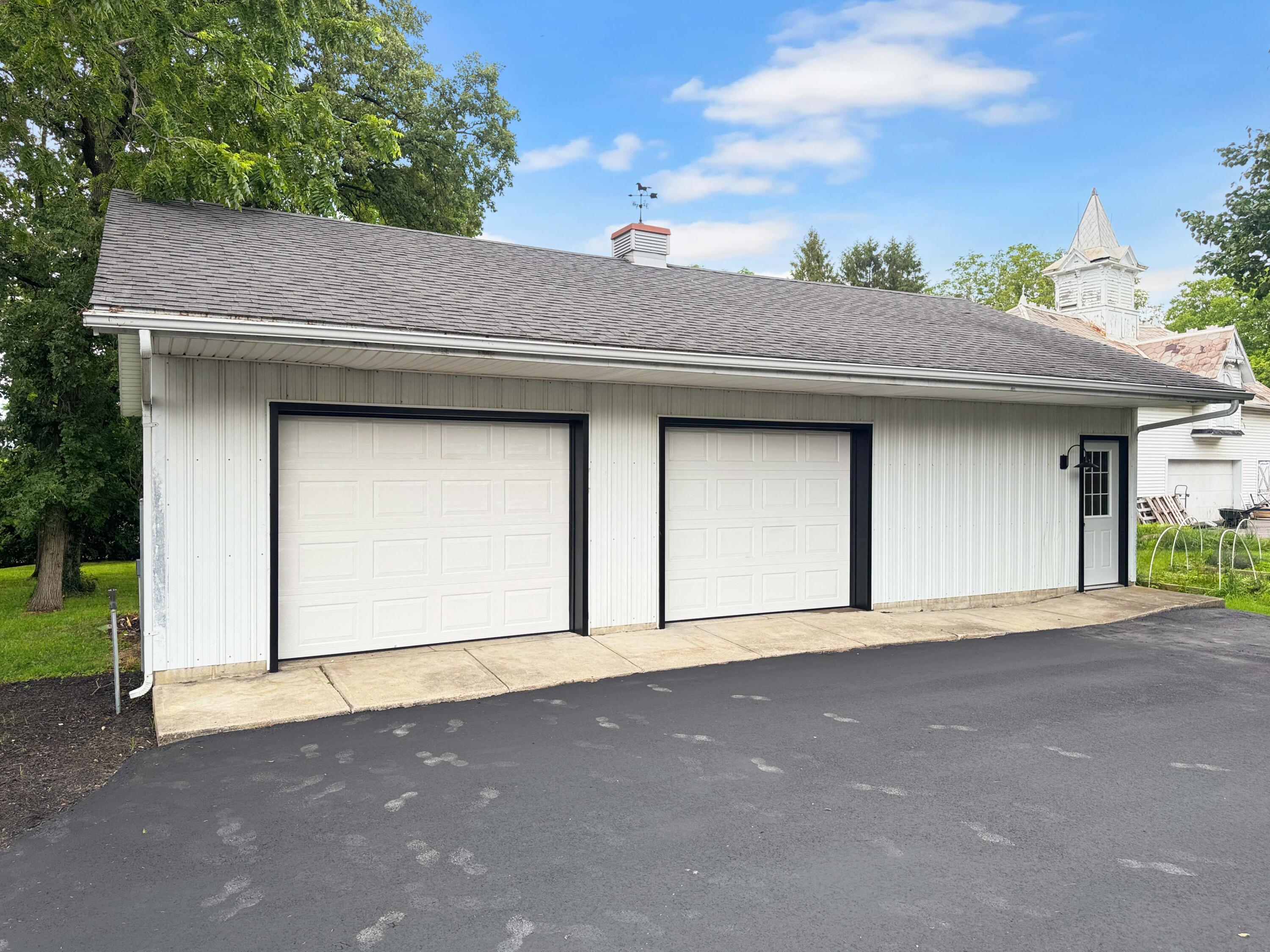 218 Main, Mechanicsburg, Ohio 43044
