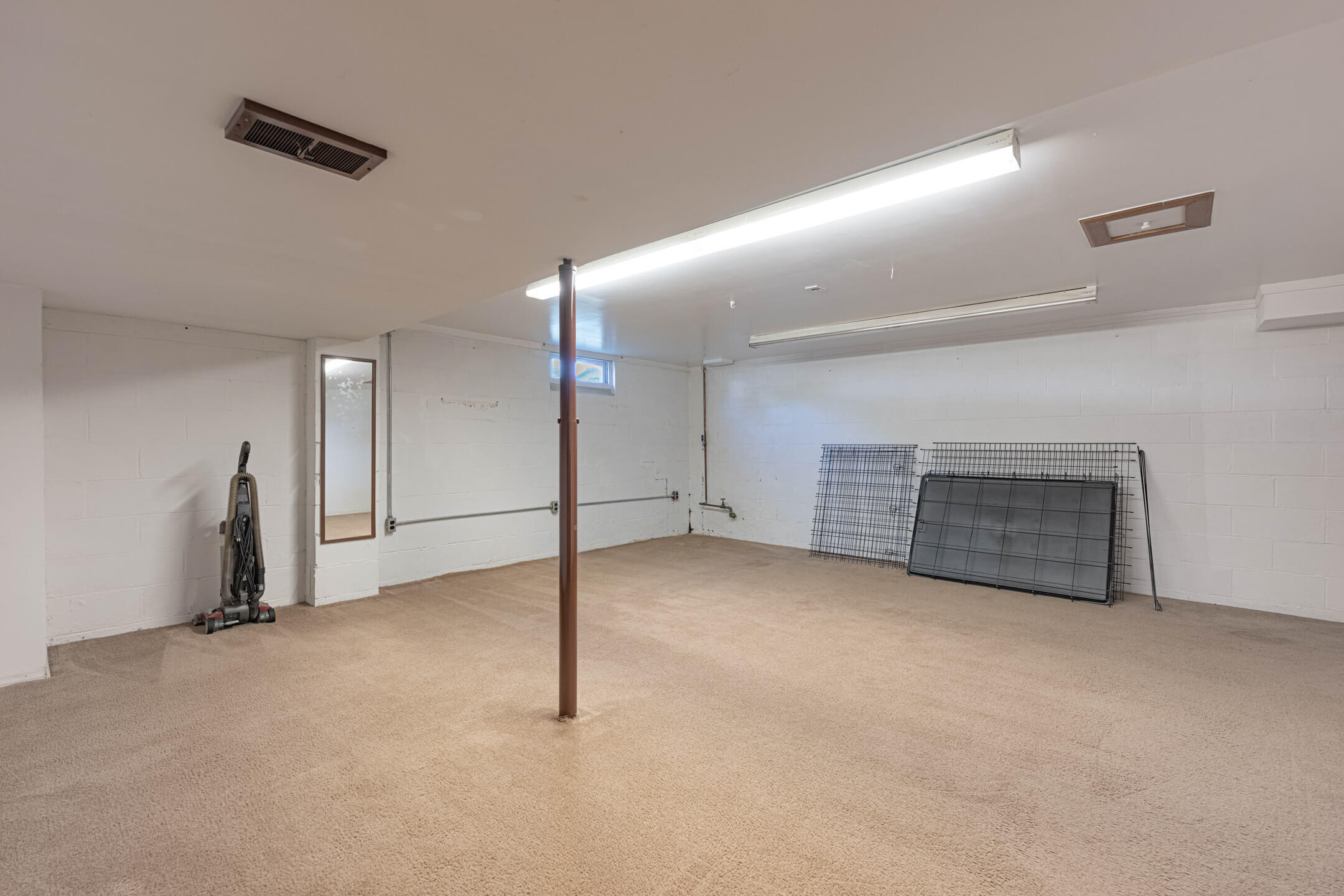 1100 North, Springfield, Ohio 45504