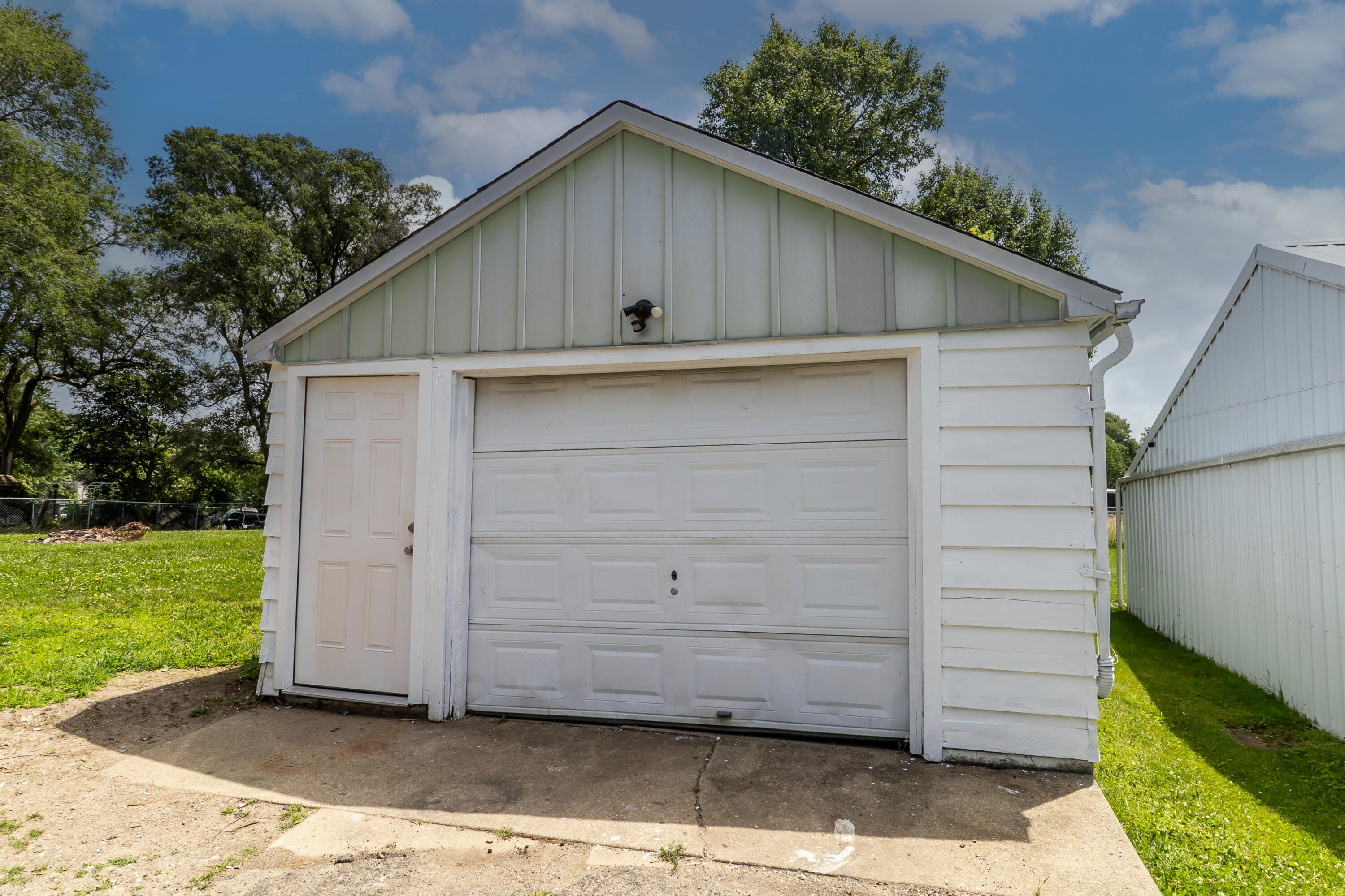 Sycamore, Union City, Ohio 45390