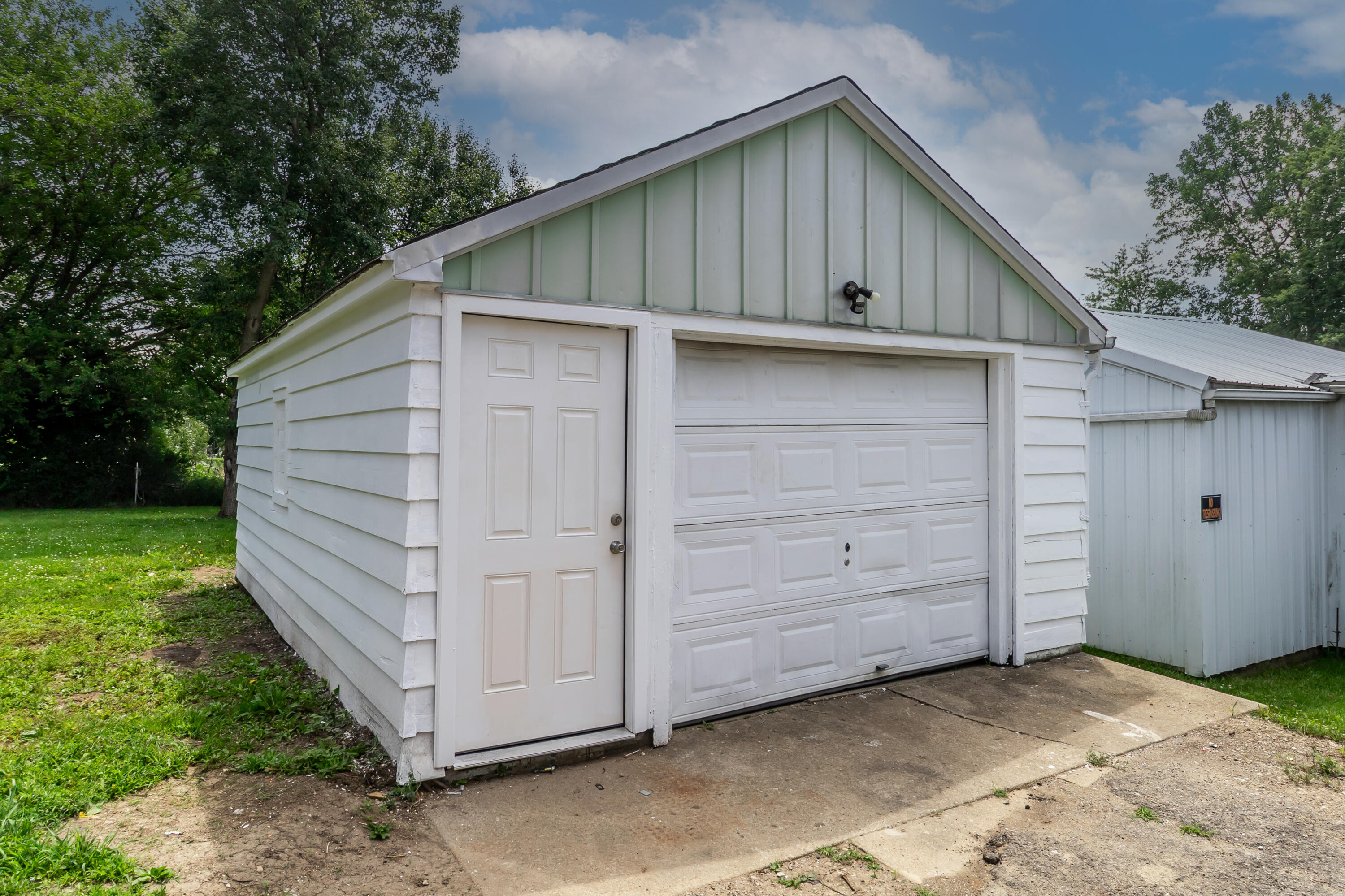 Sycamore, Union City, Ohio 45390