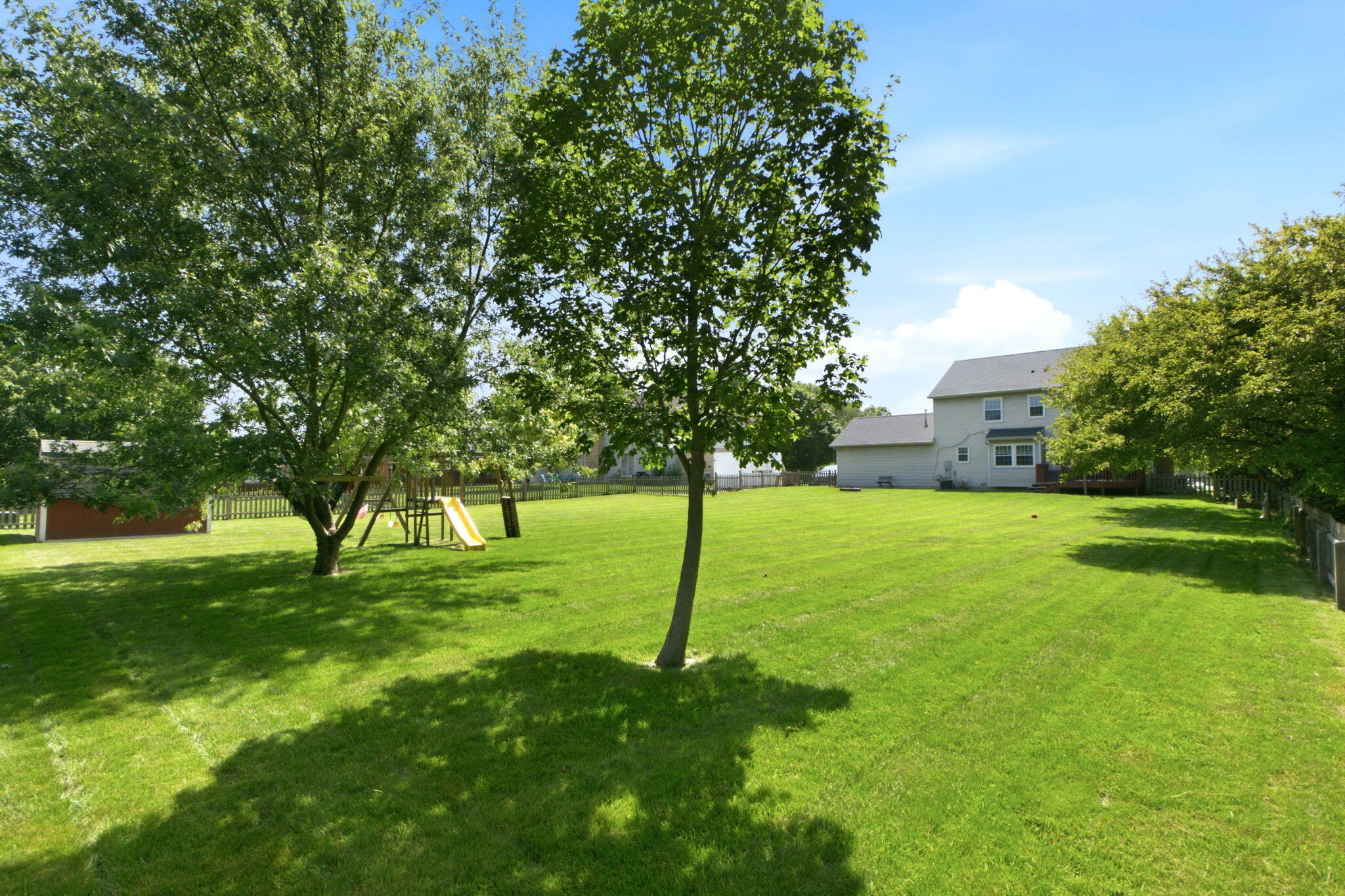 1825 Barnhart, Troy, Ohio 45373