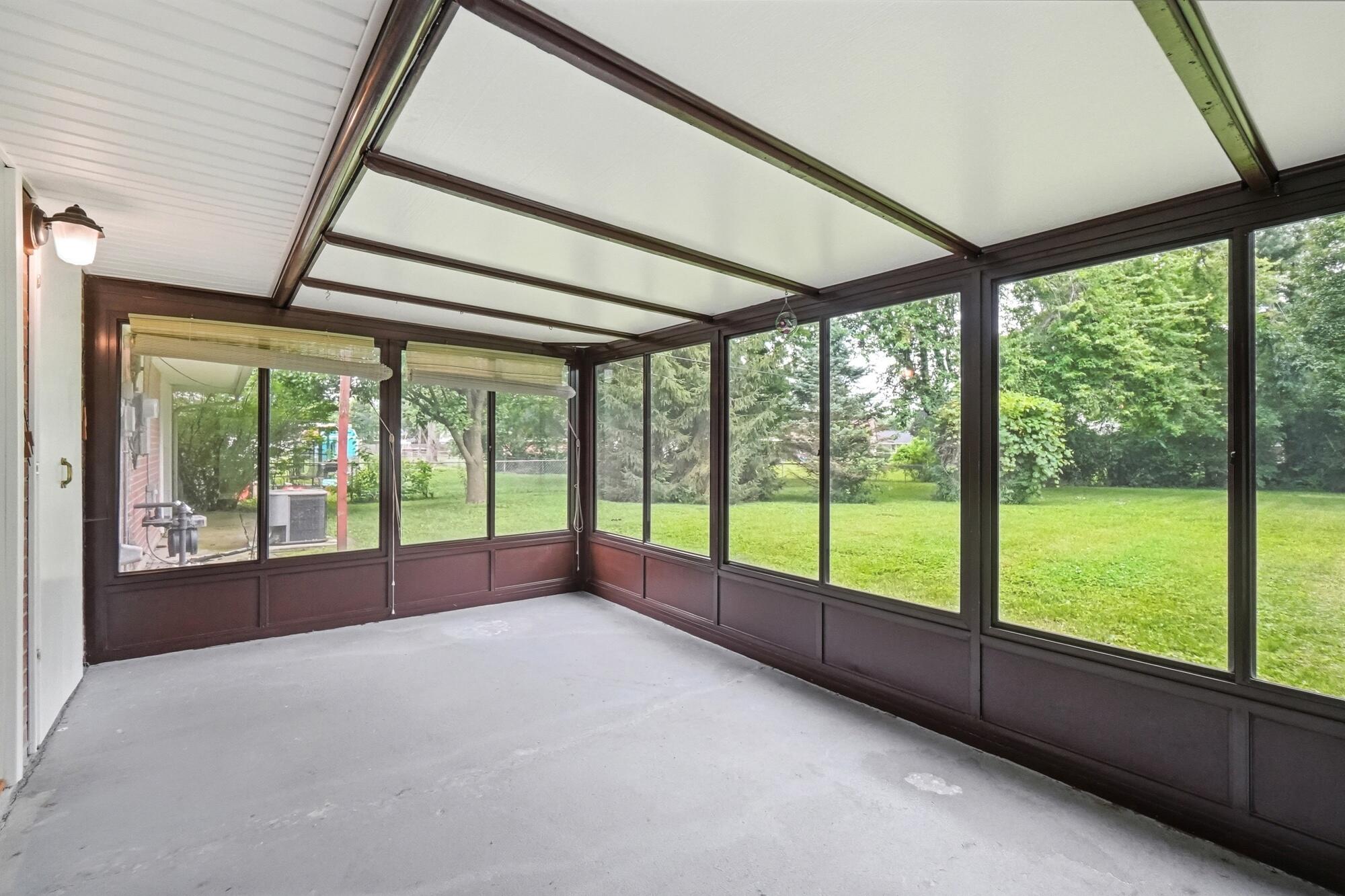 5349 Powell, Dayton, Ohio 45424