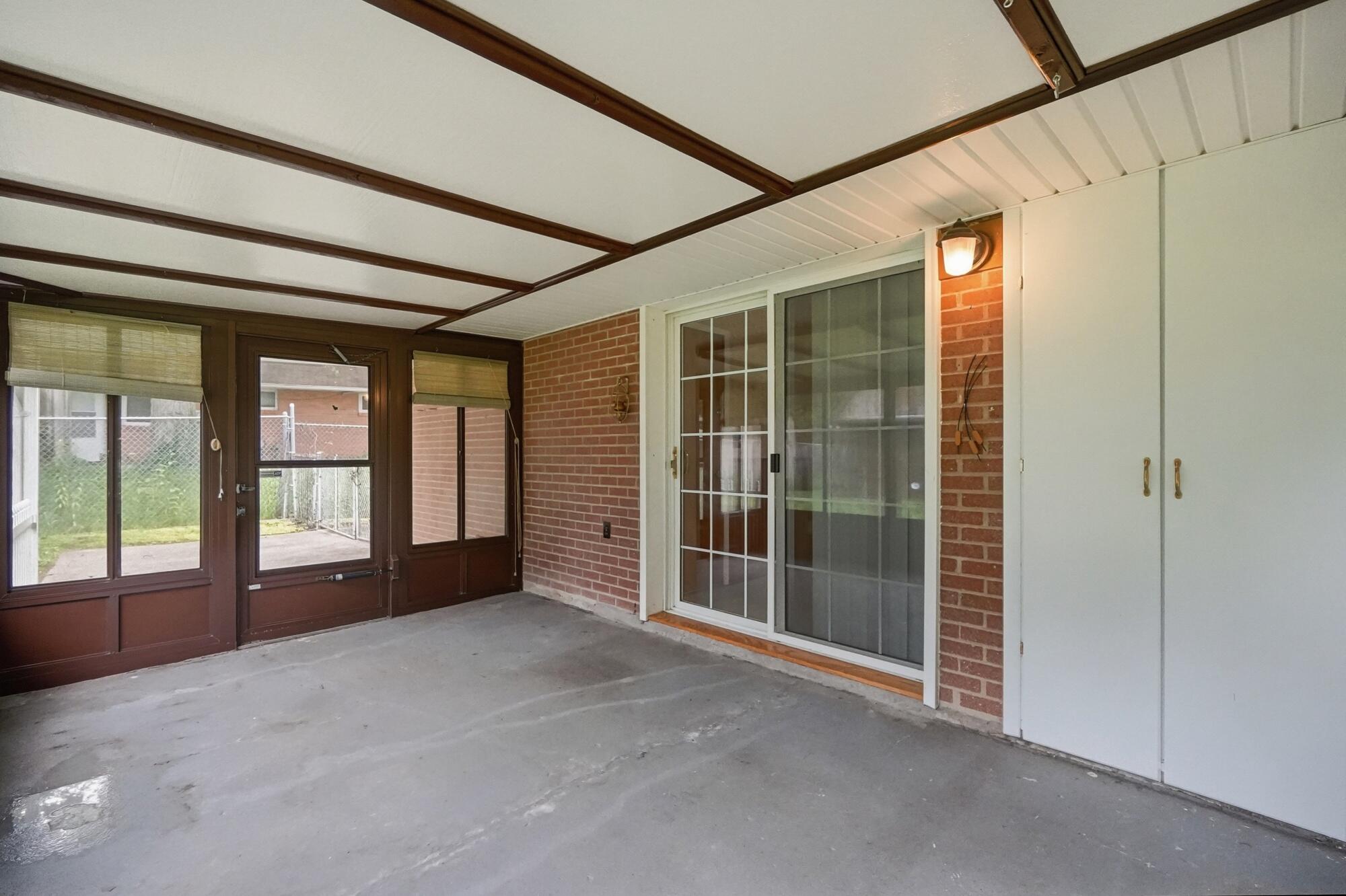 5349 Powell, Dayton, Ohio 45424