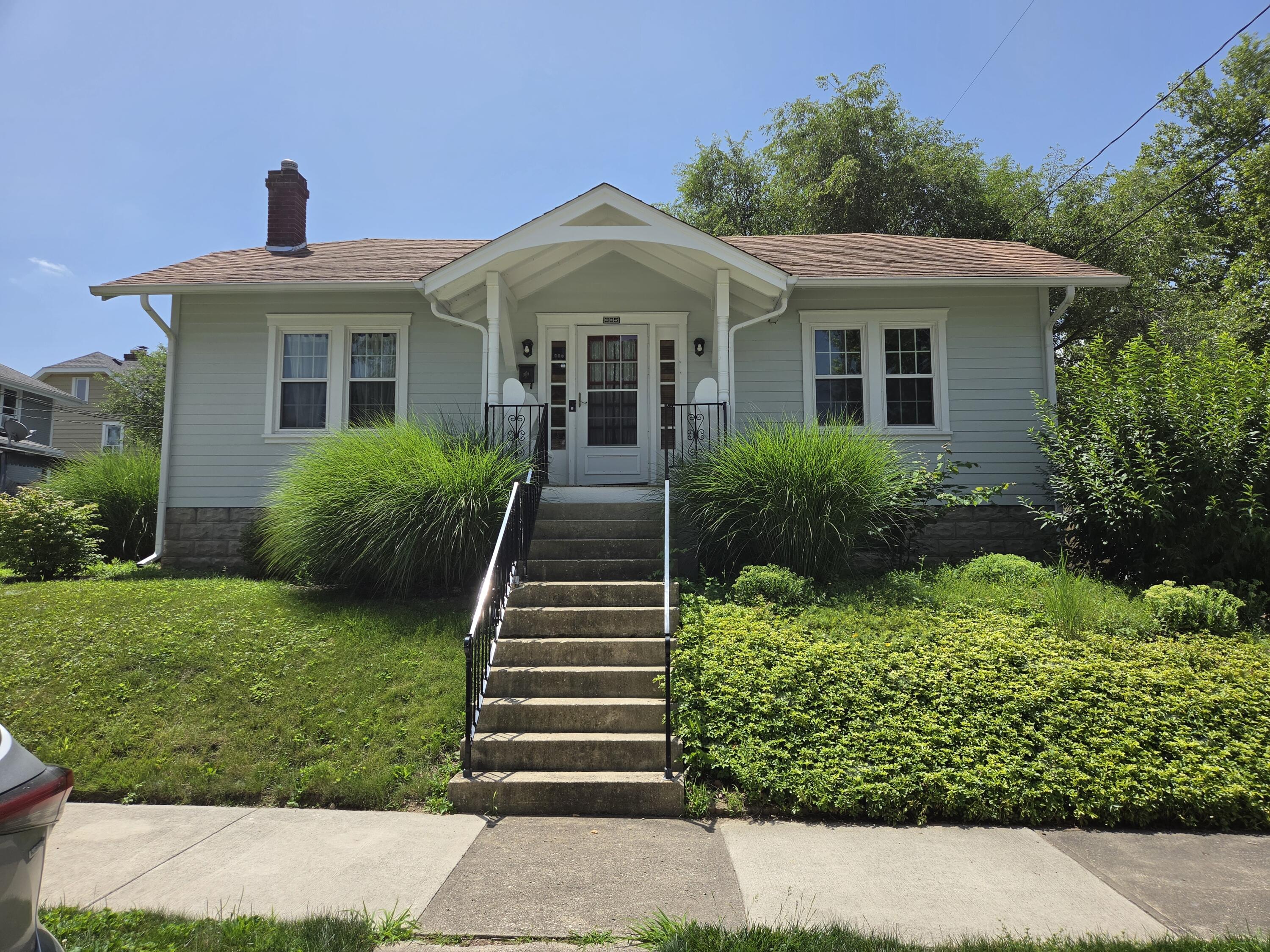 305 1st, Springfield, Ohio 45504
