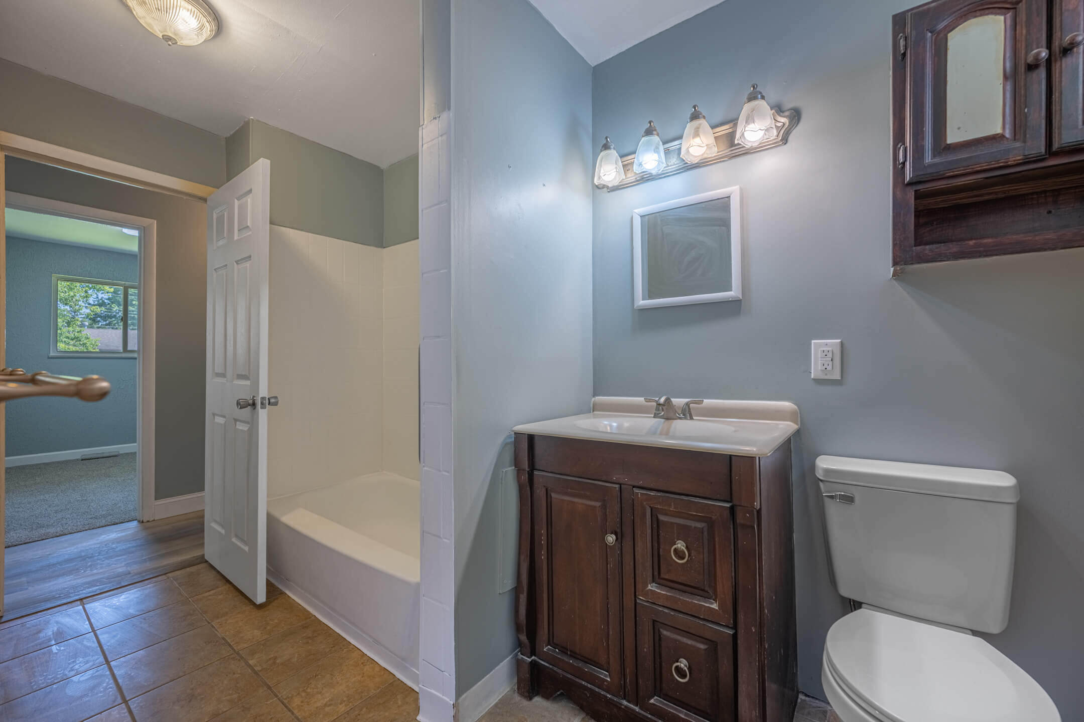 5082 Leedale, Dayton, Ohio 45417