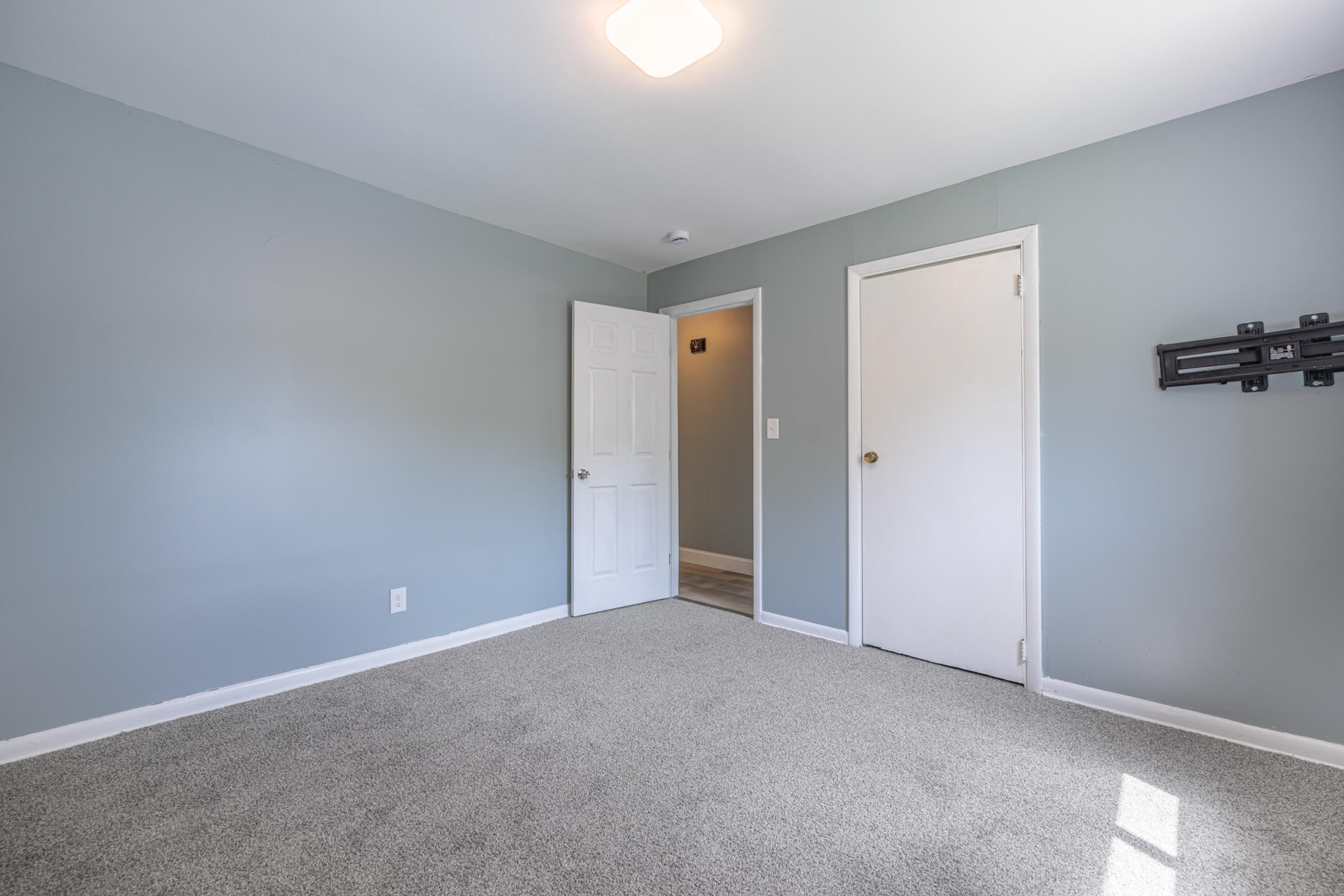 5082 Leedale, Dayton, Ohio 45417