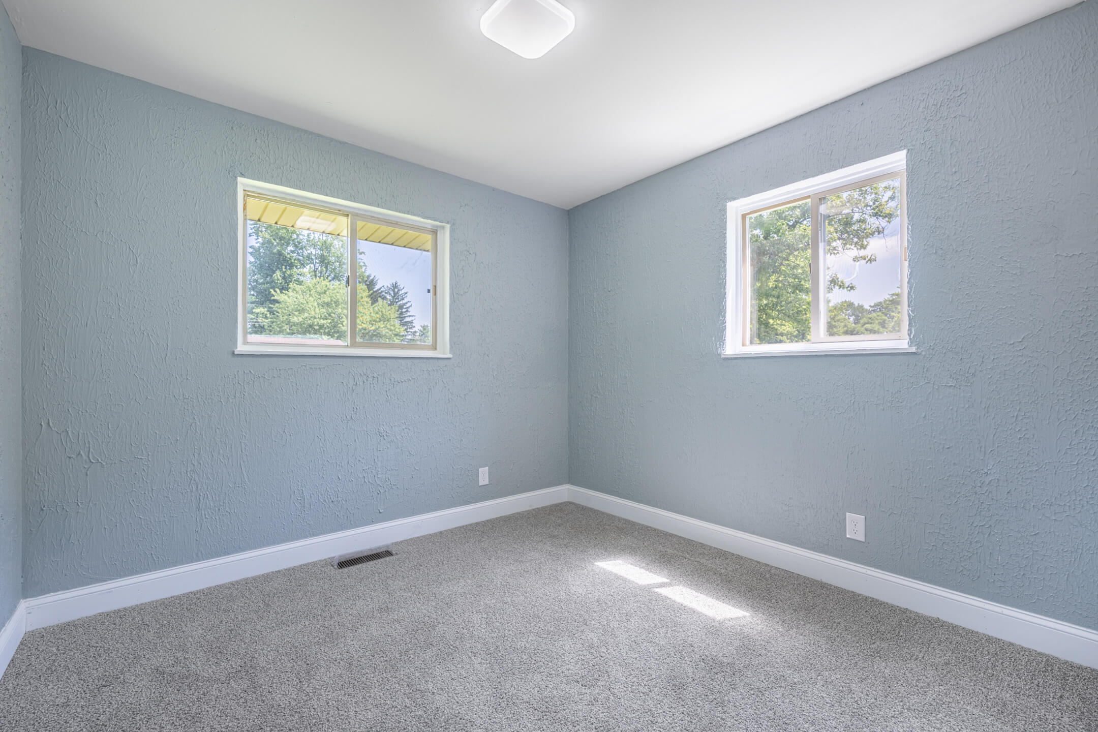 5082 Leedale, Dayton, Ohio 45417