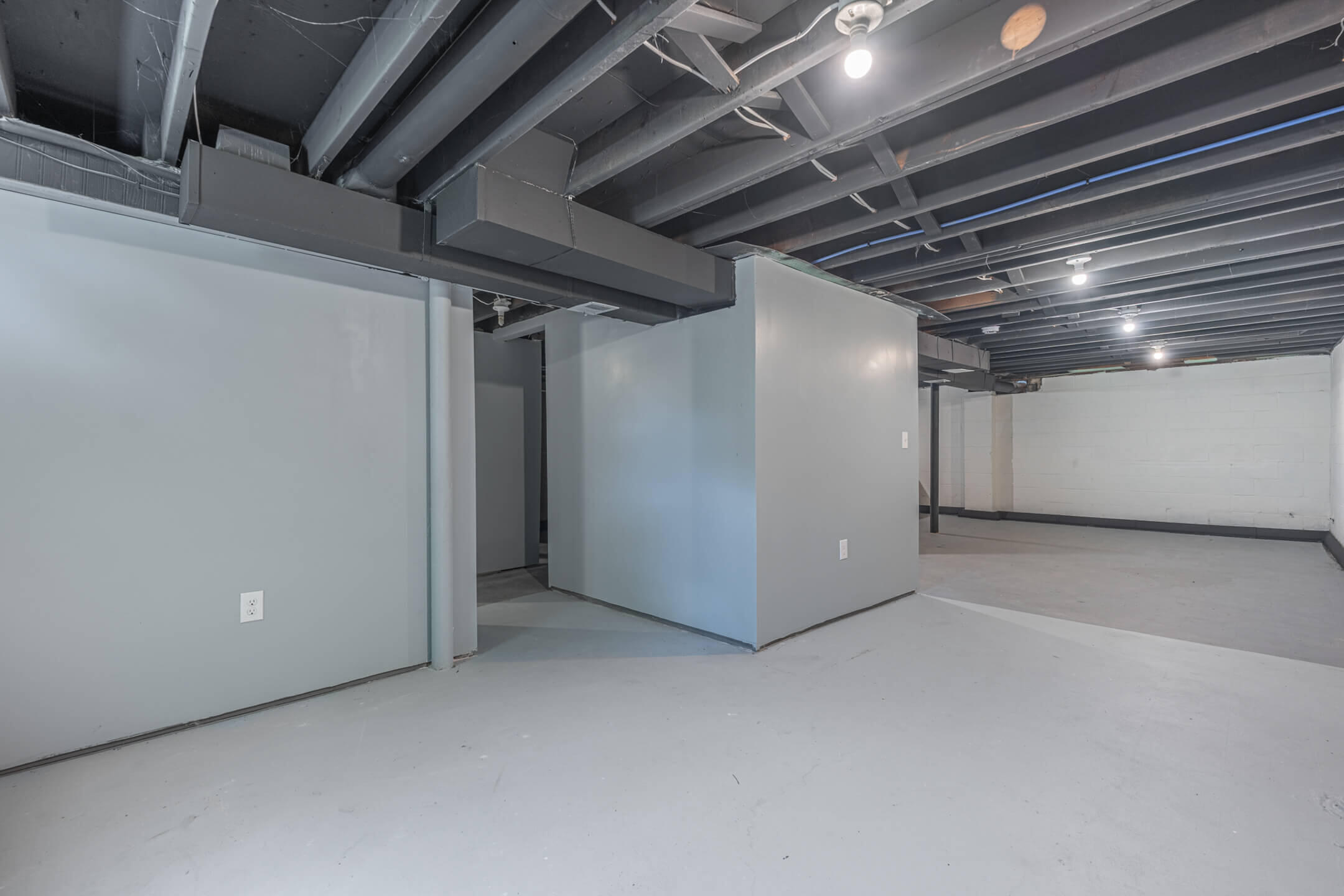 5082 Leedale, Dayton, Ohio 45417