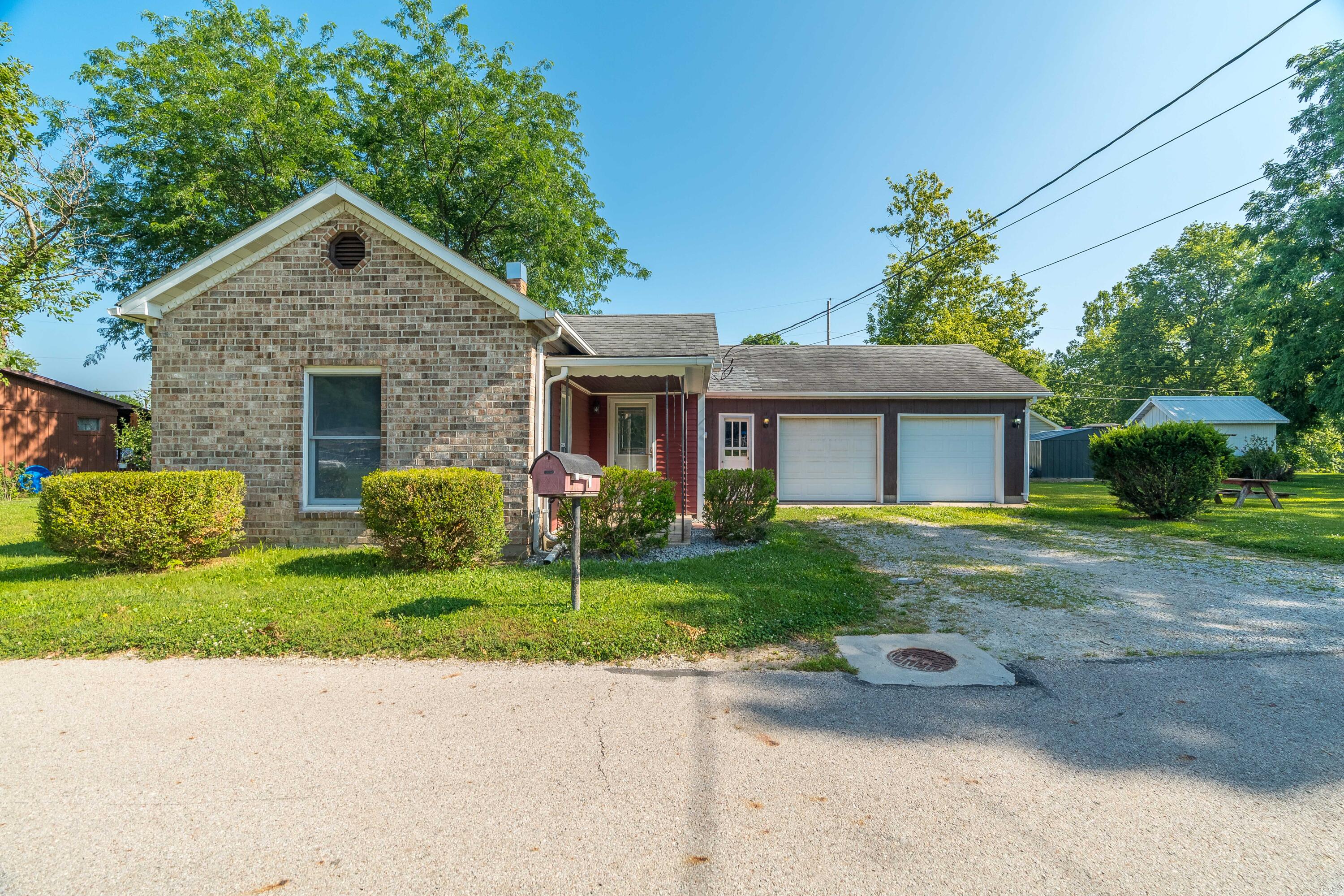 640 Maxwell, Sidney, Ohio 45365