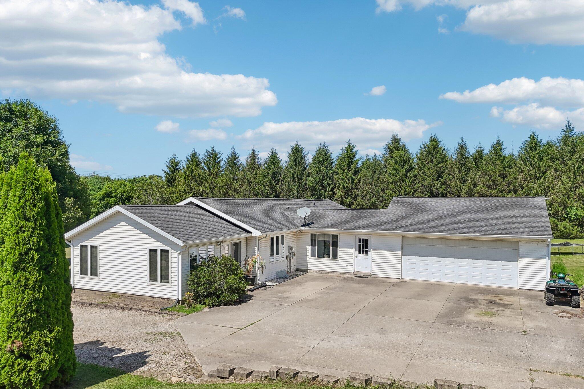 3357 County Road 18, Bellefontaine, Ohio 43311