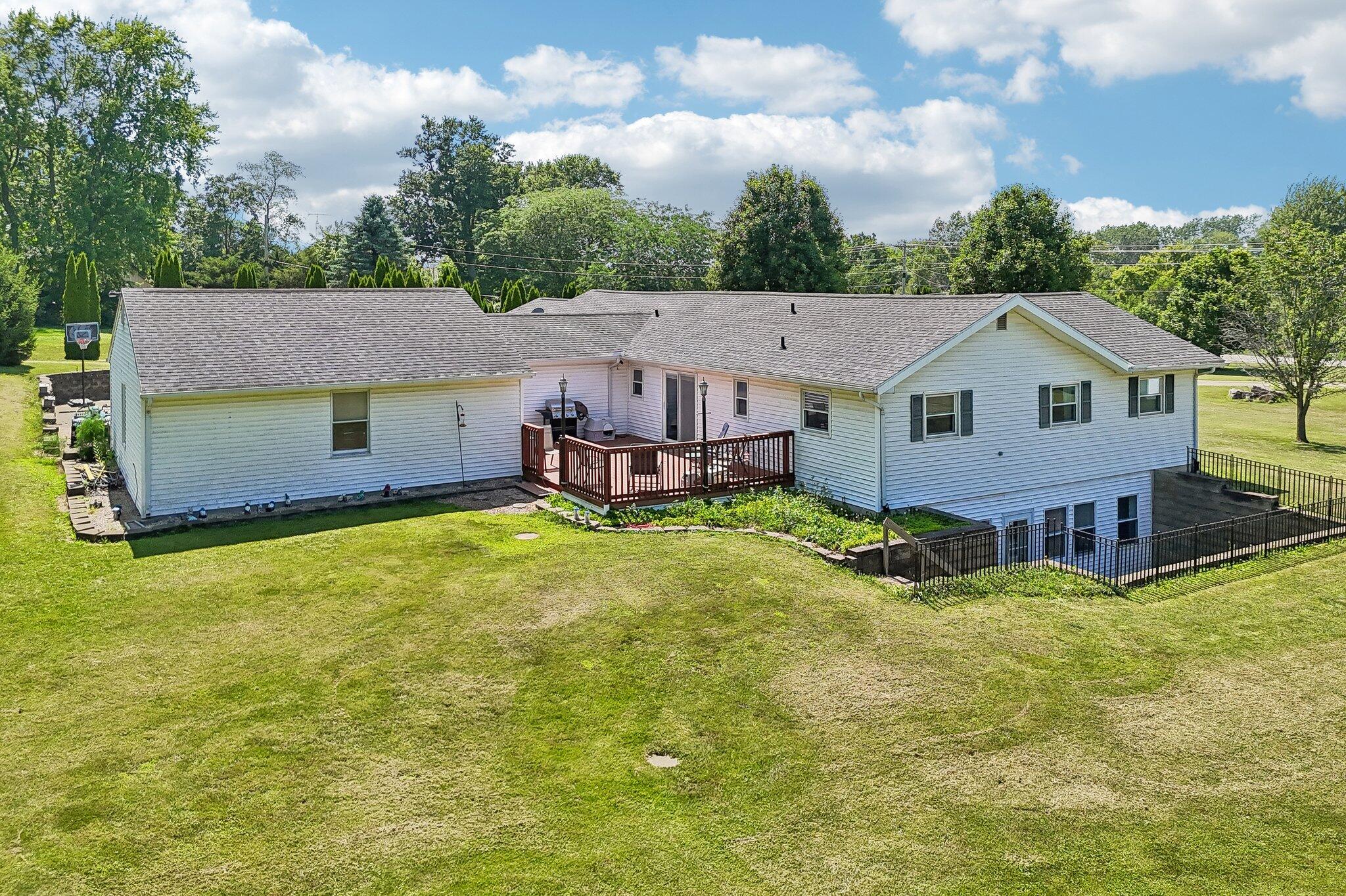 3357 County Road 18, Bellefontaine, Ohio 43311