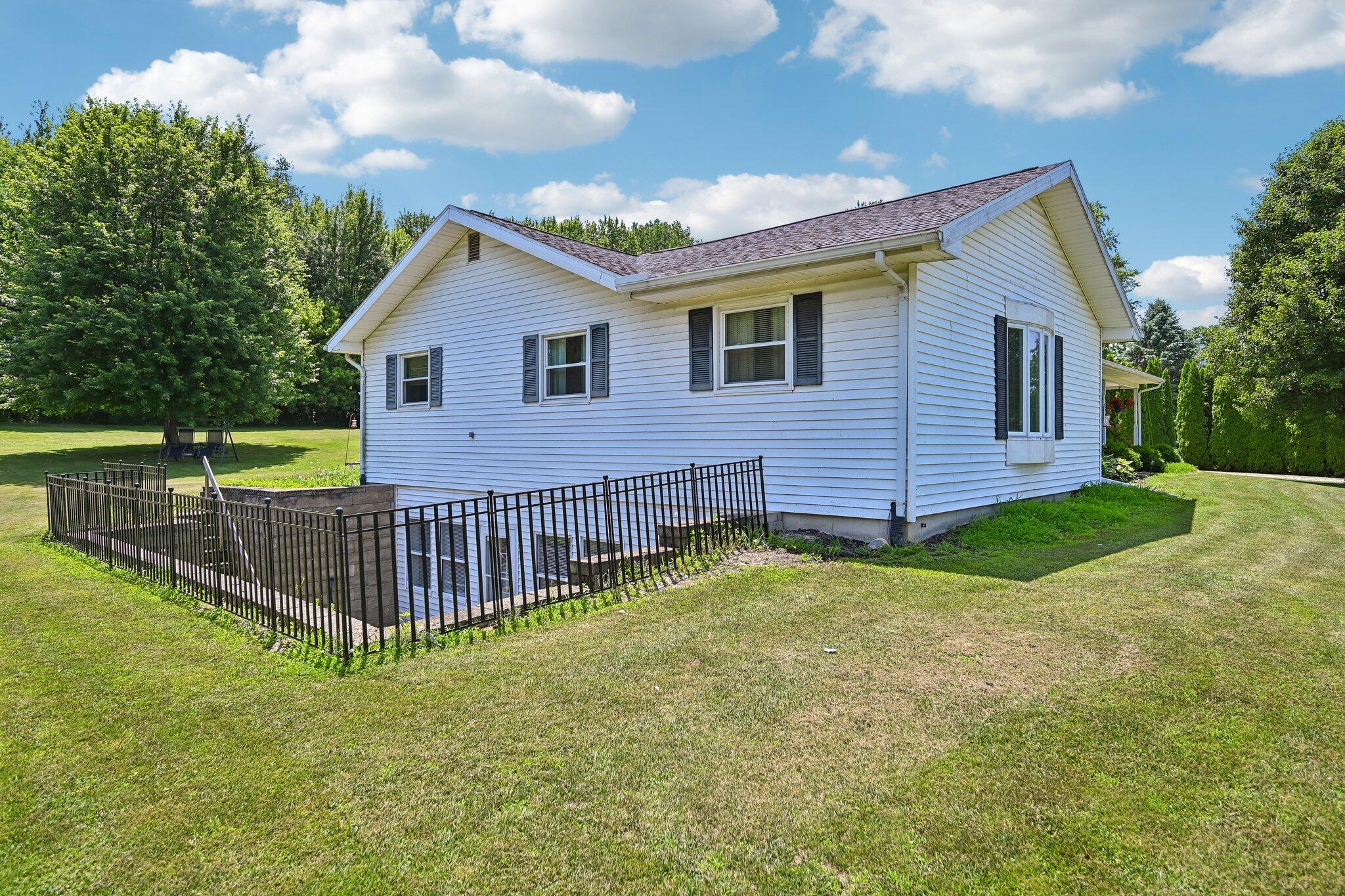 3357 County Road 18, Bellefontaine, Ohio 43311
