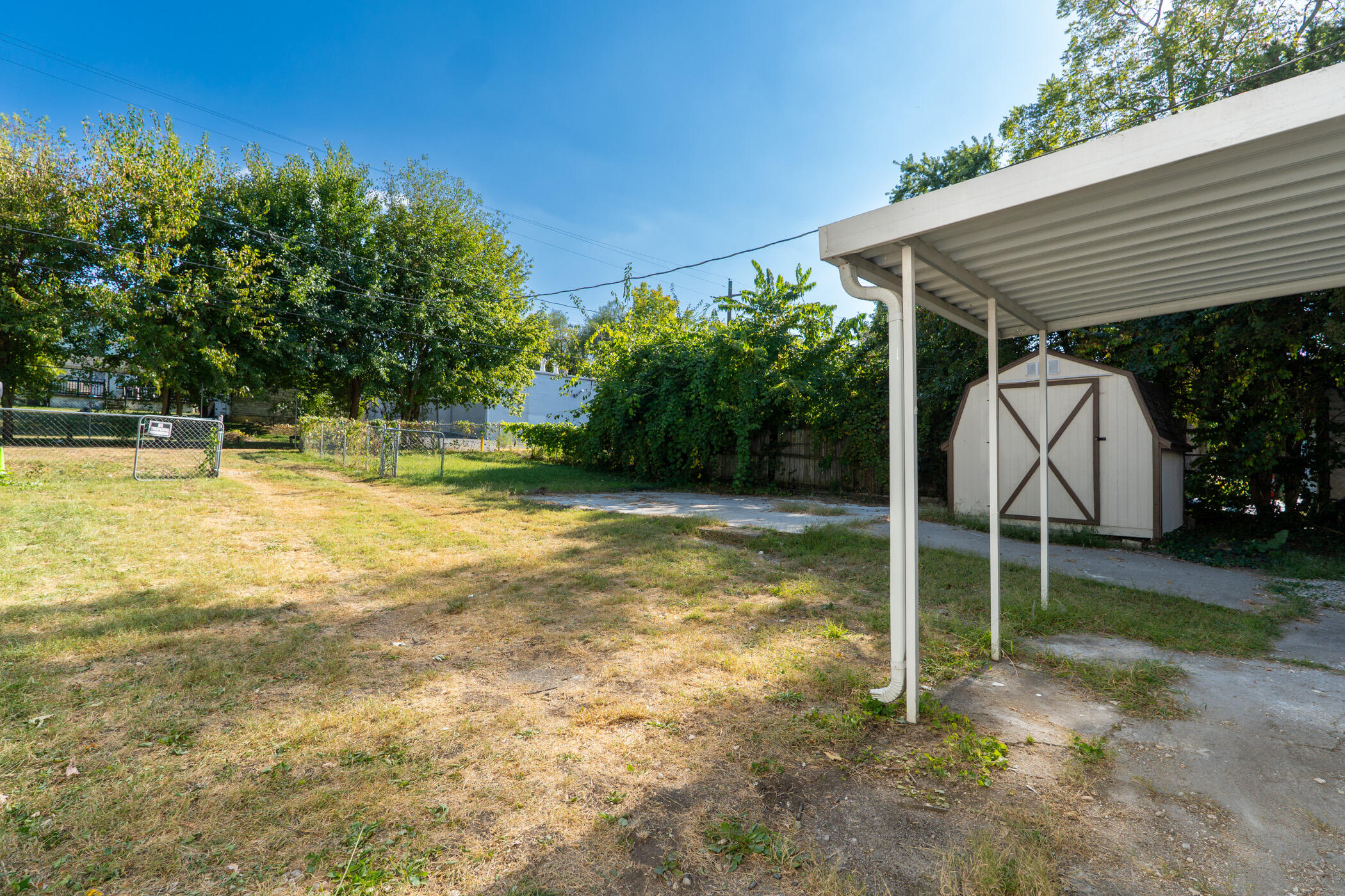 2149 Larch, Springfield, Ohio 45503