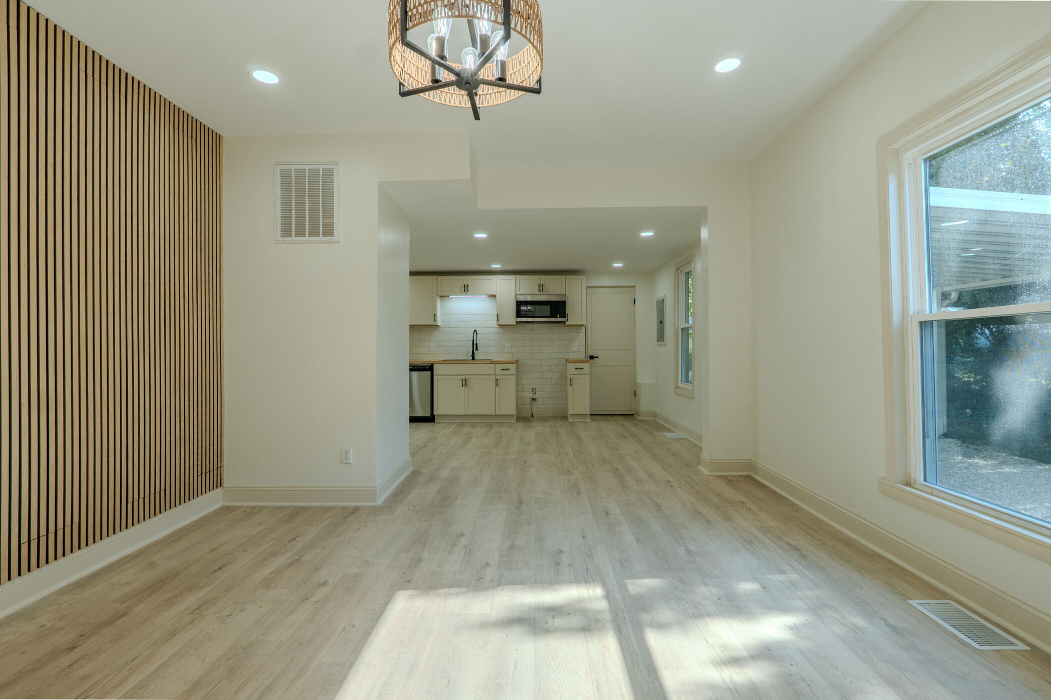 2149 Larch, Springfield, Ohio 45503