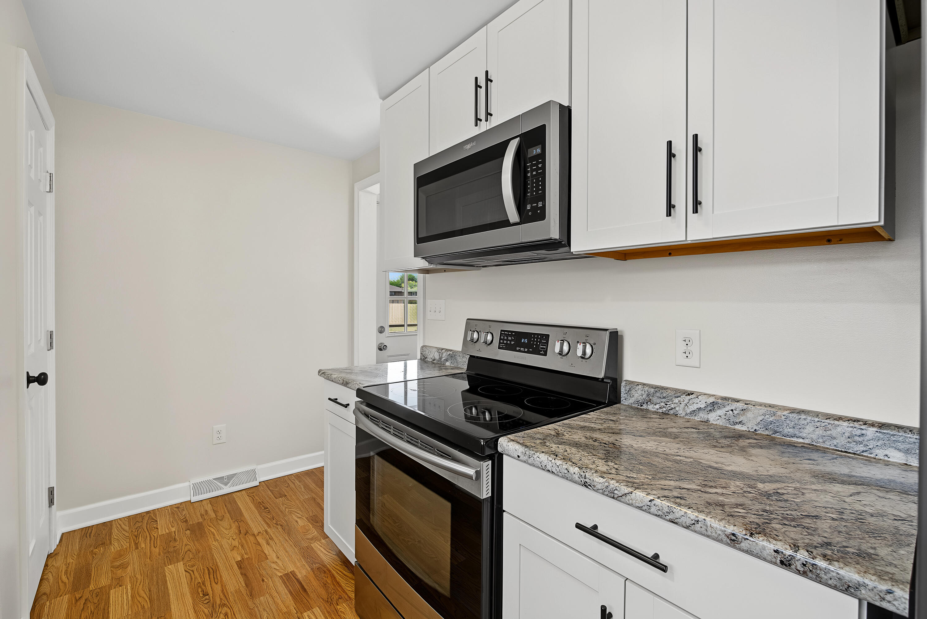 1209 Student, Springfield, Ohio 45503